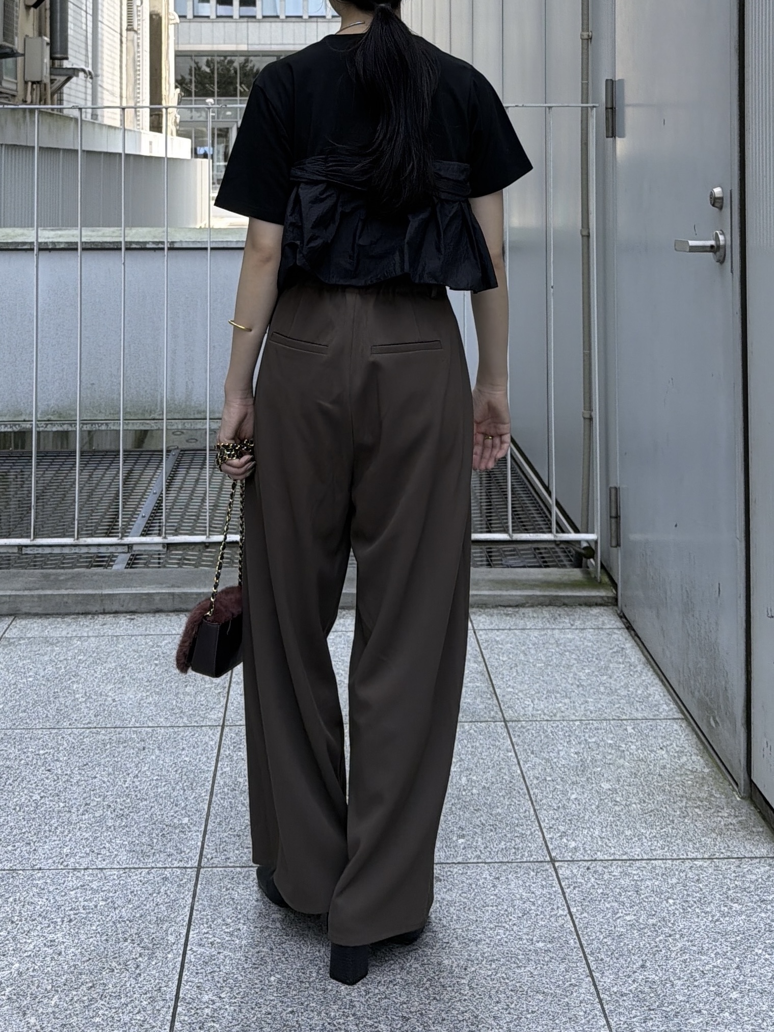 rinaさんの「INDIVI｜ツイストドッキングTシャツ」を使ったコーディネート