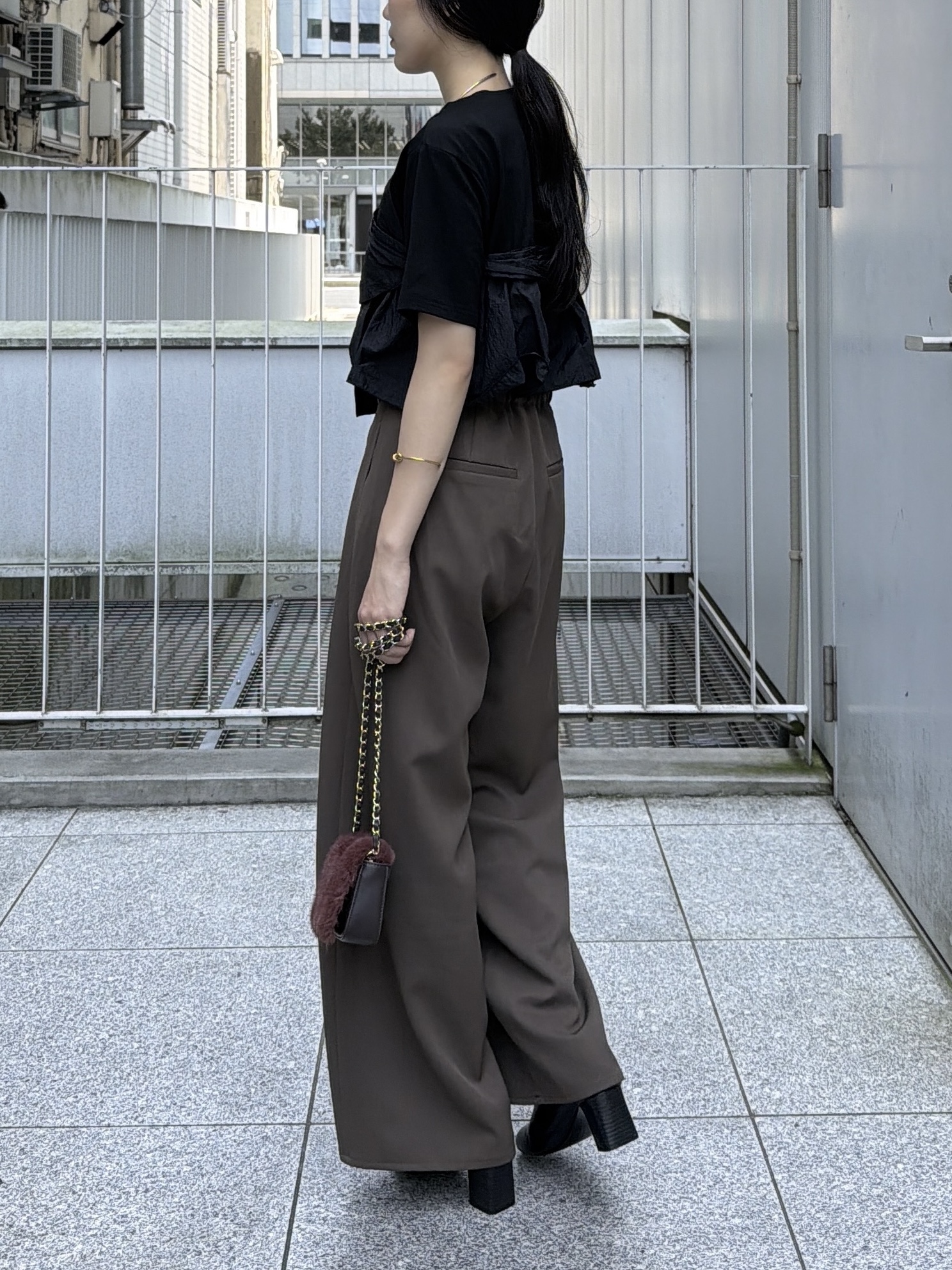 rinaさんの「INDIVI｜ツイストドッキングTシャツ」を使ったコーディネート