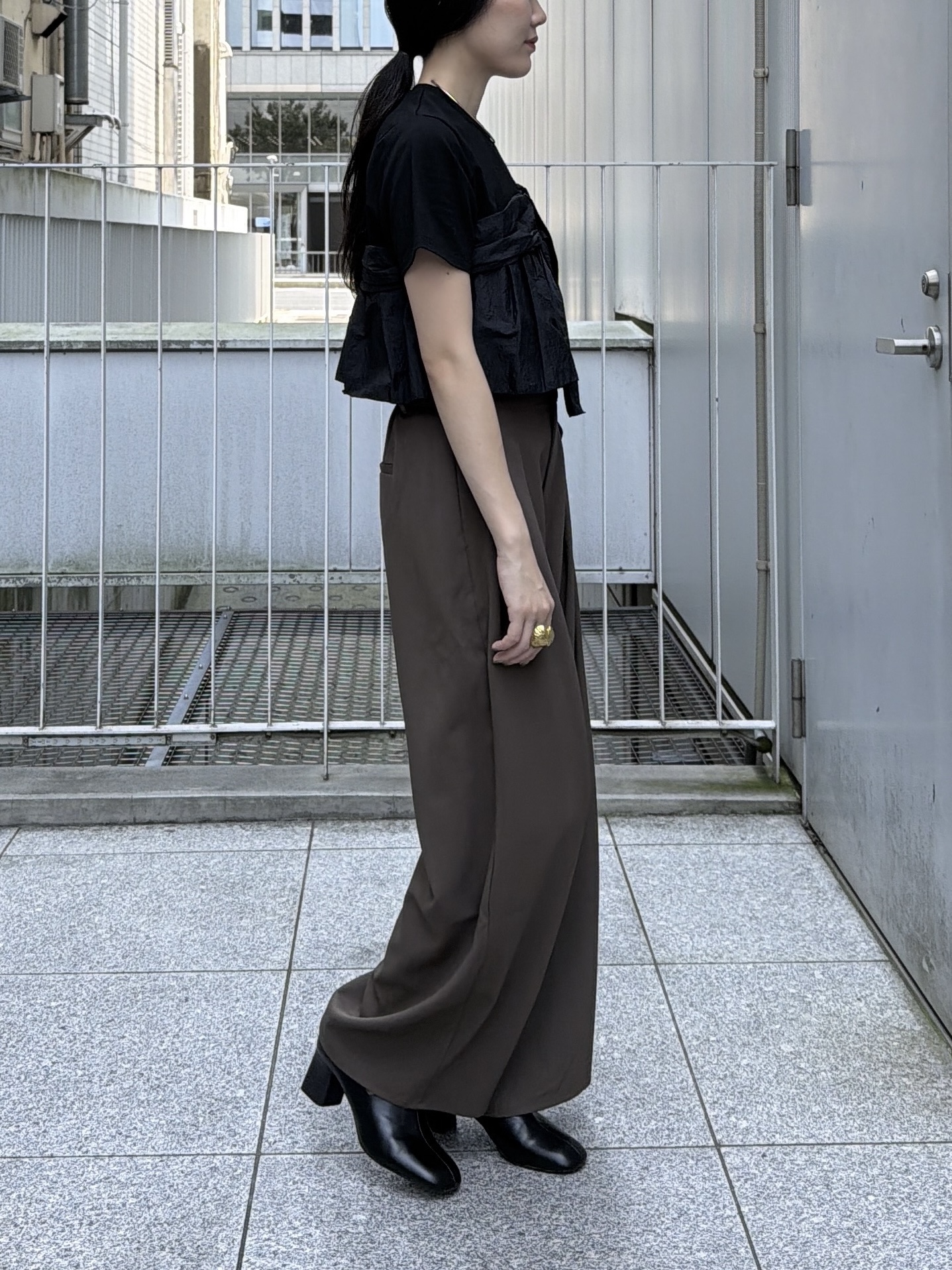 rinaさんの「INDIVI｜ツイストドッキングTシャツ」を使ったコーディネート
