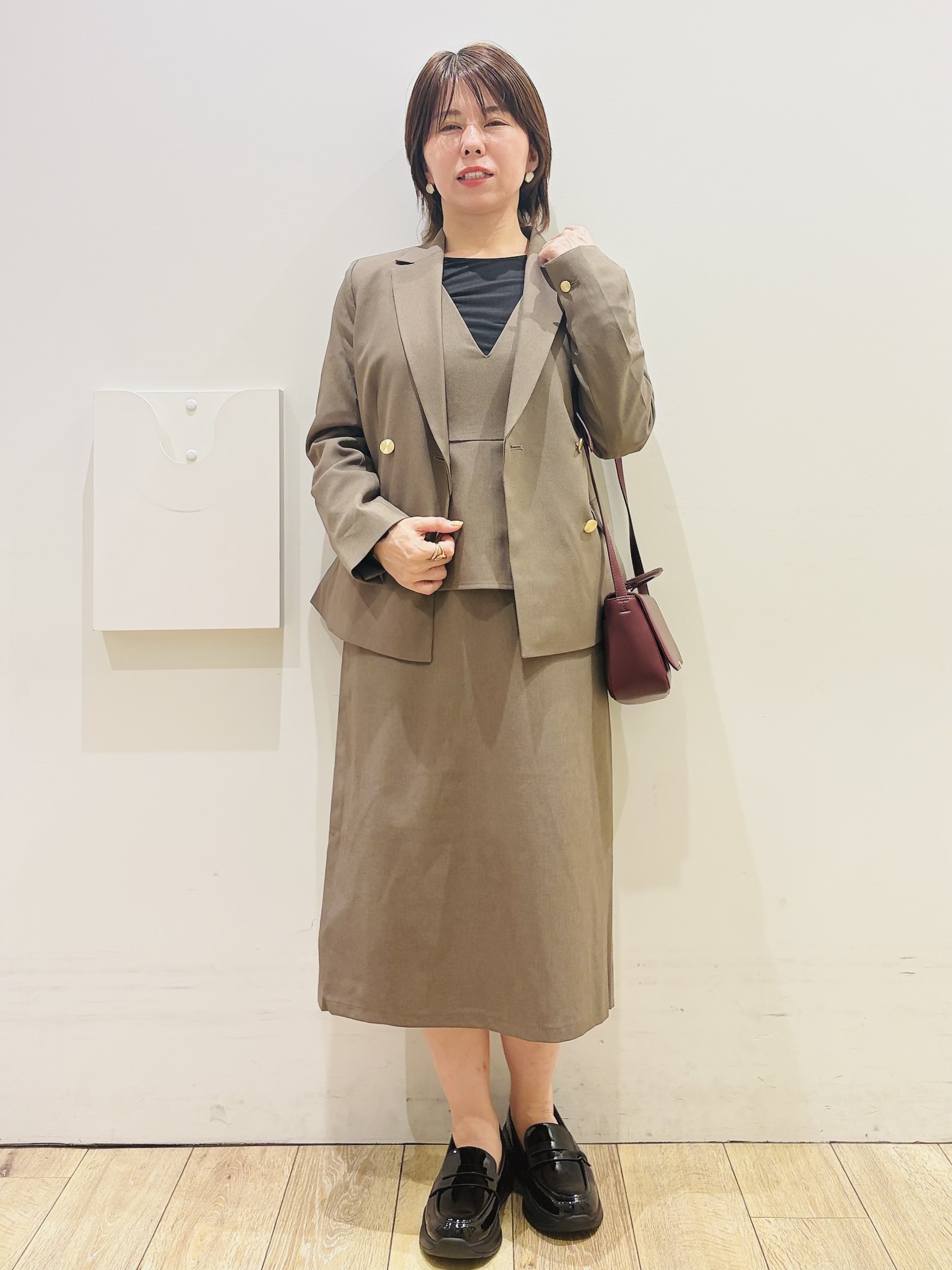 YUKOさんの「index｜【セットアップ対応】ダブルブレストジャケット《洗濯機OK／イージーアイロン／防シワ》」を使ったコーディネート