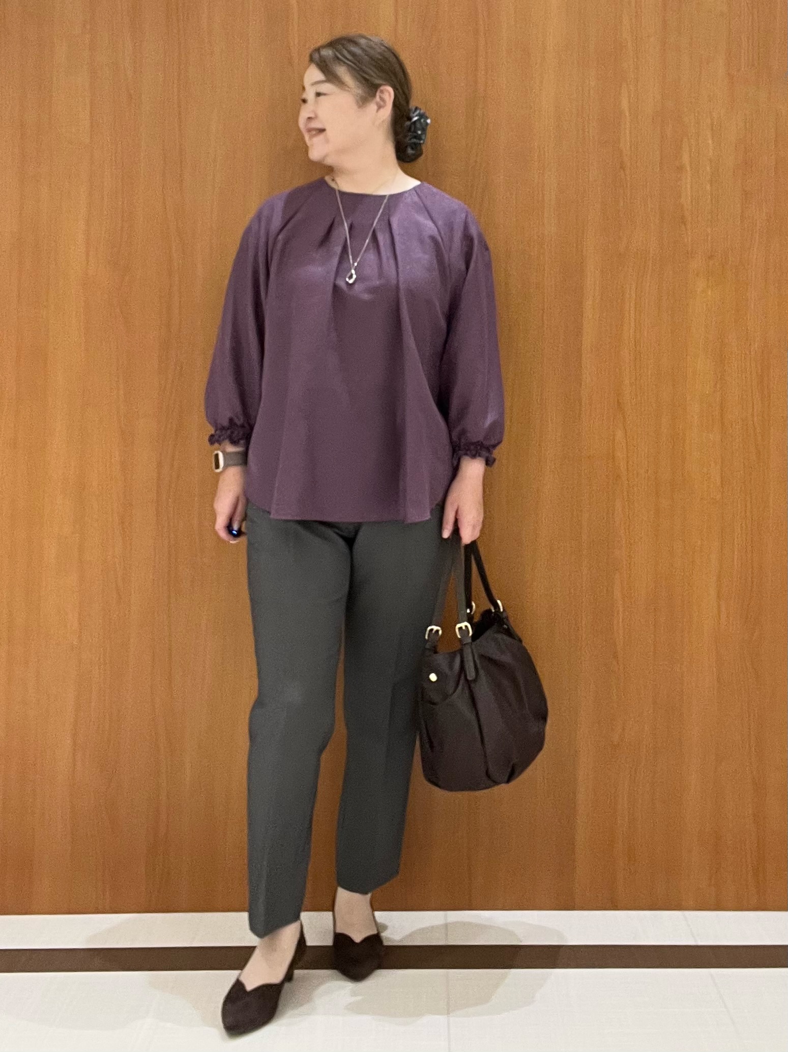 Hiroさんの「Reflect｜タックデザイン ラグランスリーブブラウス」を使ったコーディネート