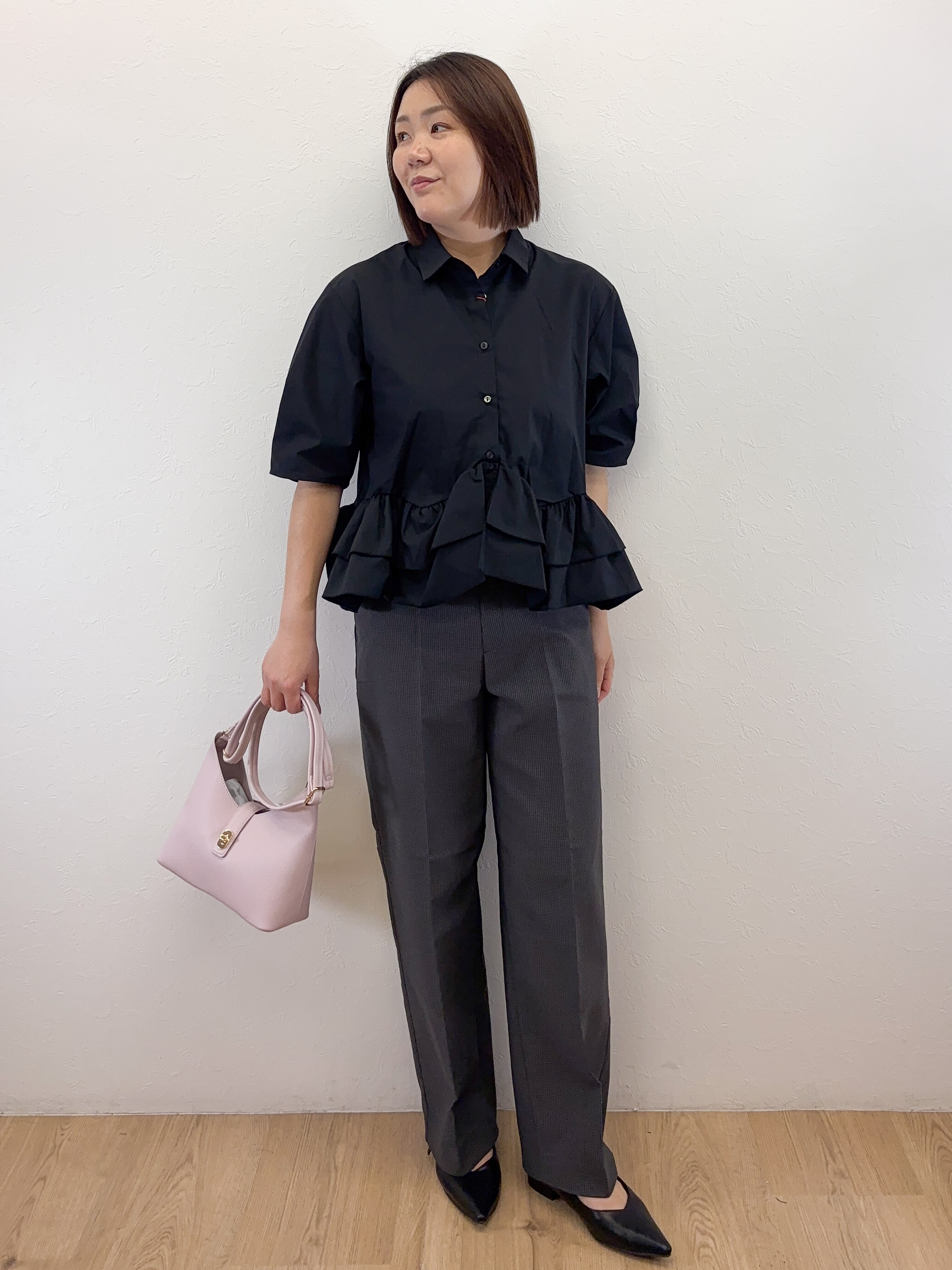 Takeさんの「OPAQUE.CLIP｜裾ラッフルデザインブラウス【洗濯機OK】」を使ったコーディネート