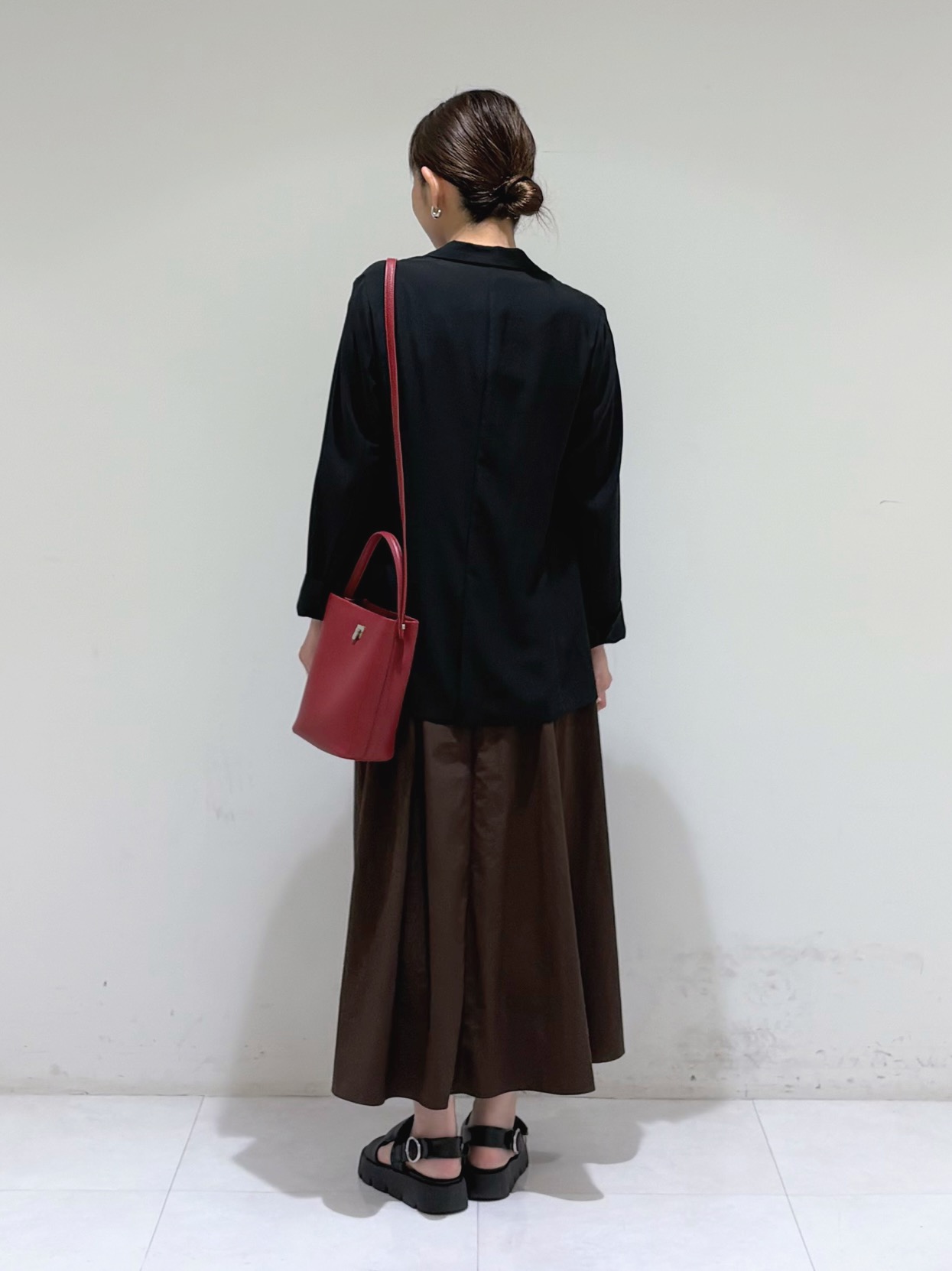 tsuyuさんの「INDIVI｜【2WAY／合皮】ポシェットサイズバッグ」を使ったコーディネート