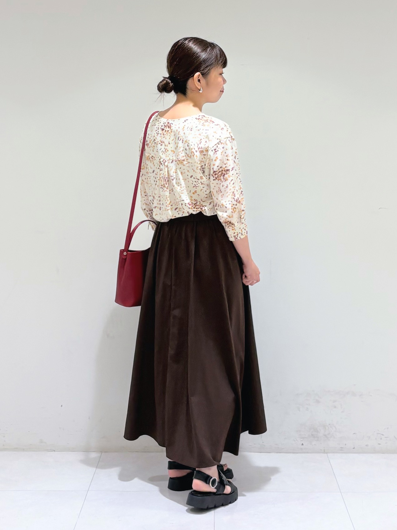 tsuyuさんの「INDIVI｜【2WAY／合皮】ポシェットサイズバッグ」を使ったコーディネート