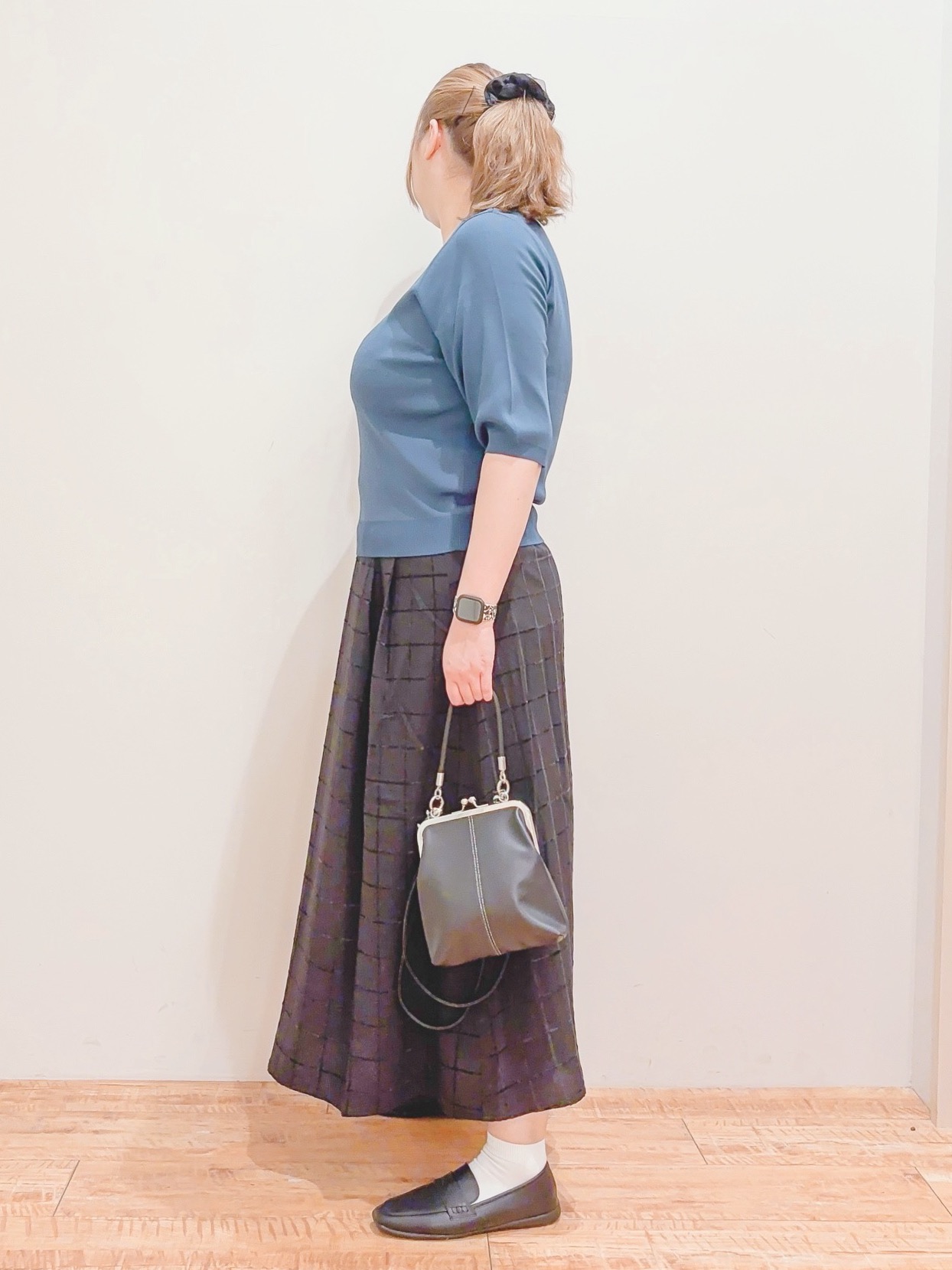 naoさんの「SHOO･LA･RUE｜【ガンガン洗える/ひんやり/UV/毛玉になりにくい】二の腕見せない 5分袖ニット」を使ったコーディネート