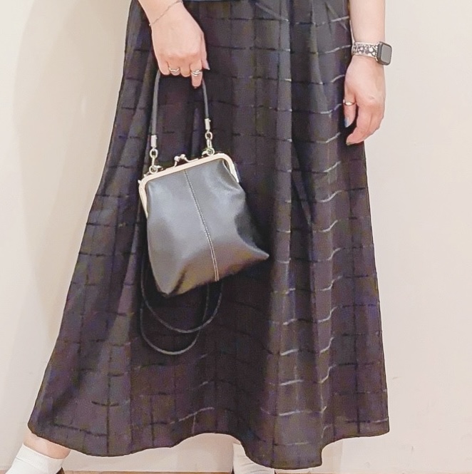 naoさんの「SHOO･LA･RUE｜【ガンガン洗える/ひんやり/UV/毛玉になりにくい】二の腕見せない 5分袖ニット」を使ったコーディネート