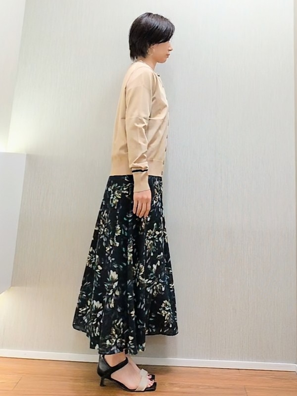 ミズタさんの「UNTITLED｜【アンサンブル可能/秋羽織り】コンパクトニットカーディガン」を使ったコーディネート