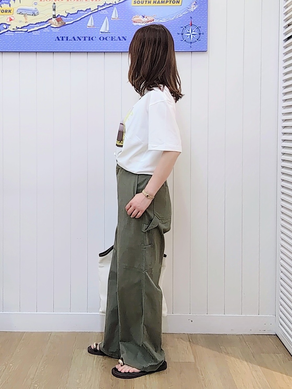 itoさんの「Dessin｜グラフィックデザイン Tシャツ」を使ったコーディネート