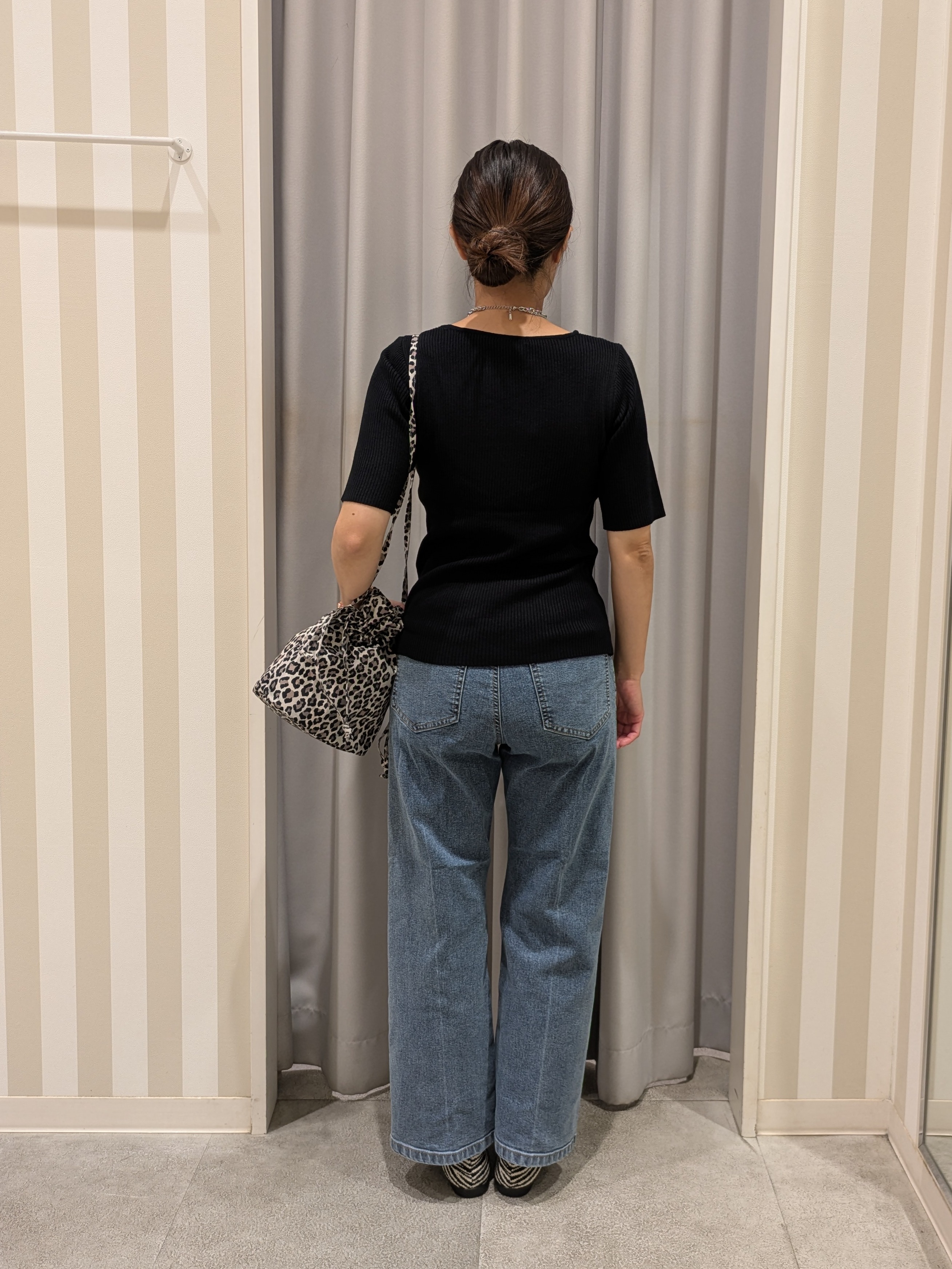 𝐂𝐡𝐢𝐢 &hearts;(ちー)さんの「SHOO･LA･RUE｜【毛玉になりにくい/洗濯機可/S-LL】大人上品な 5分袖スクエアトップス」を使ったコーディネート