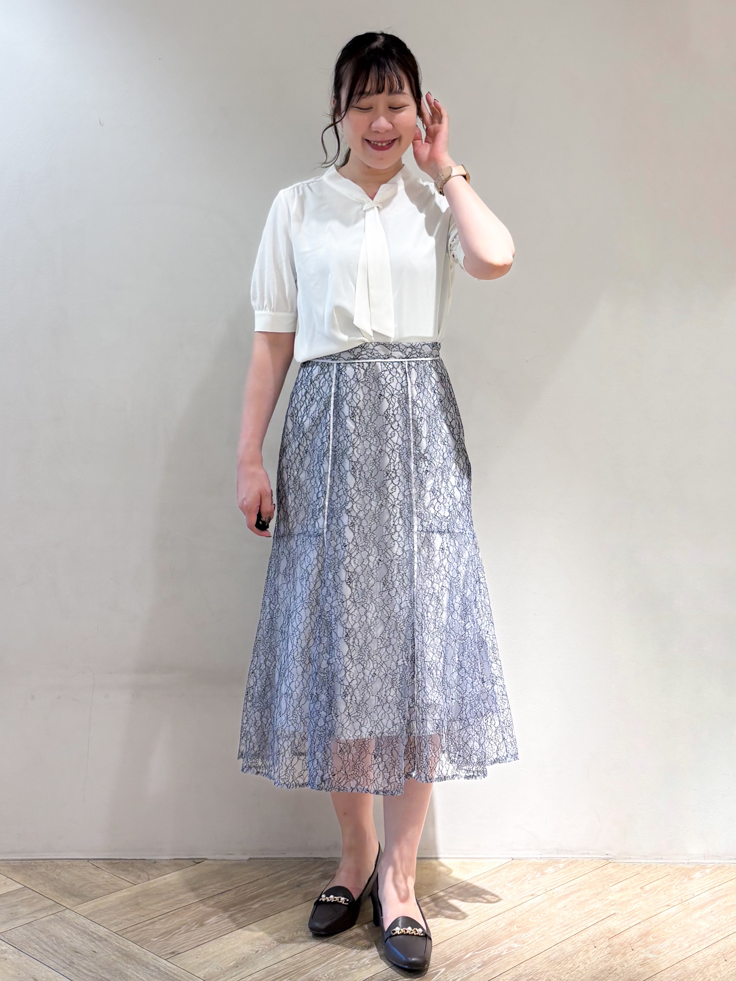 sayaさんの「index｜【８色展開】柄アソートシアーカーディガン《洗濯機OK》」を使ったコーディネート