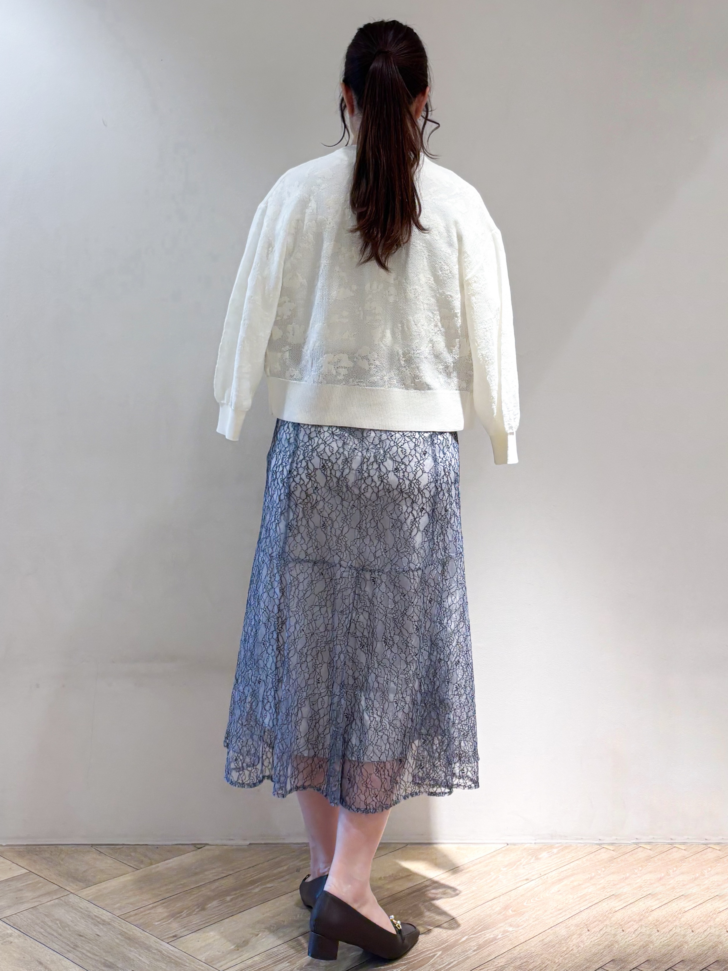 sayaさんの「index｜【８色展開】柄アソートシアーカーディガン《洗濯機OK》」を使ったコーディネート