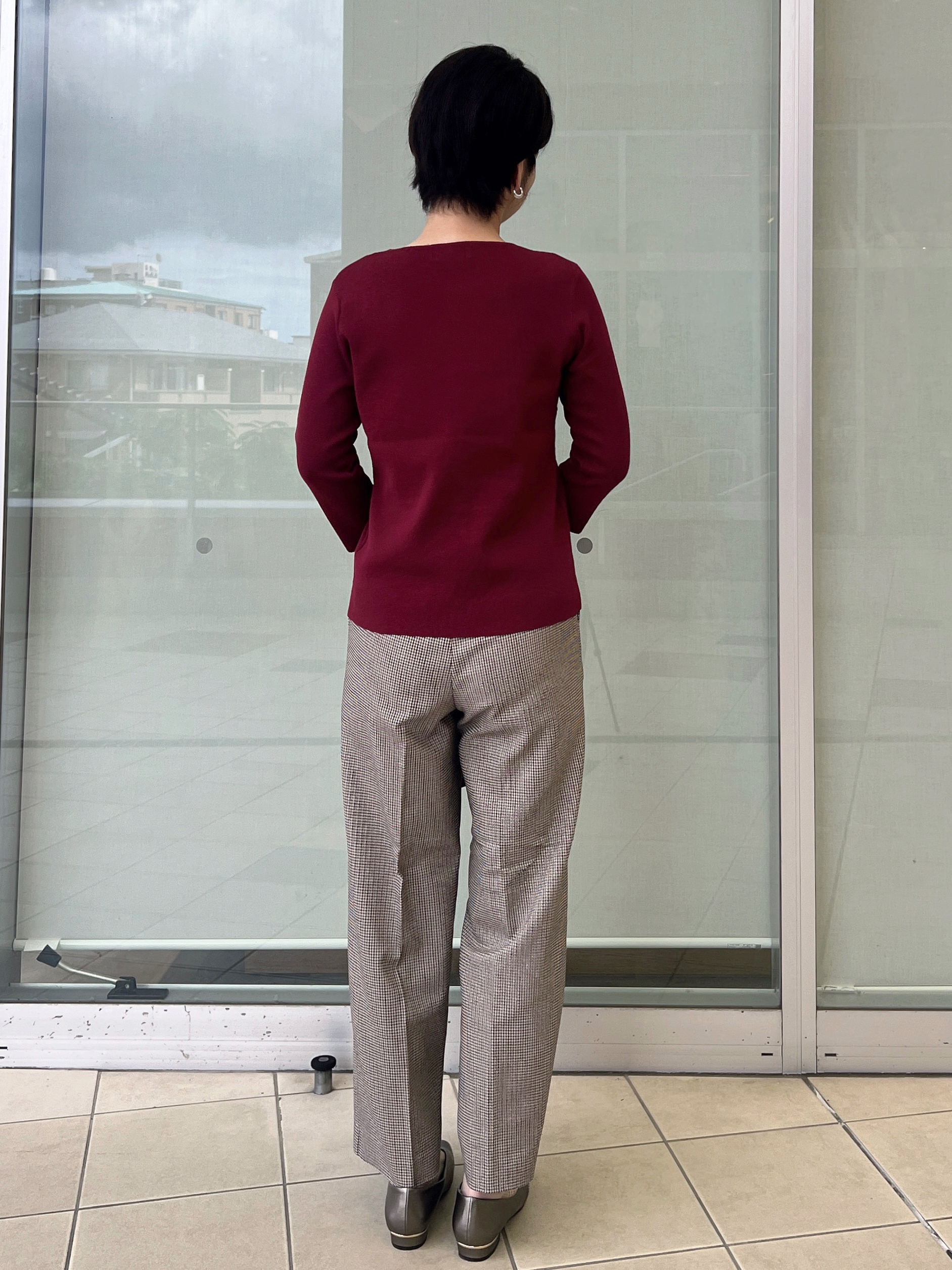yo-koさんの「OPAQUE.CLIP｜多ボタンデザインニット【洗濯機OK】」を使ったコーディネート