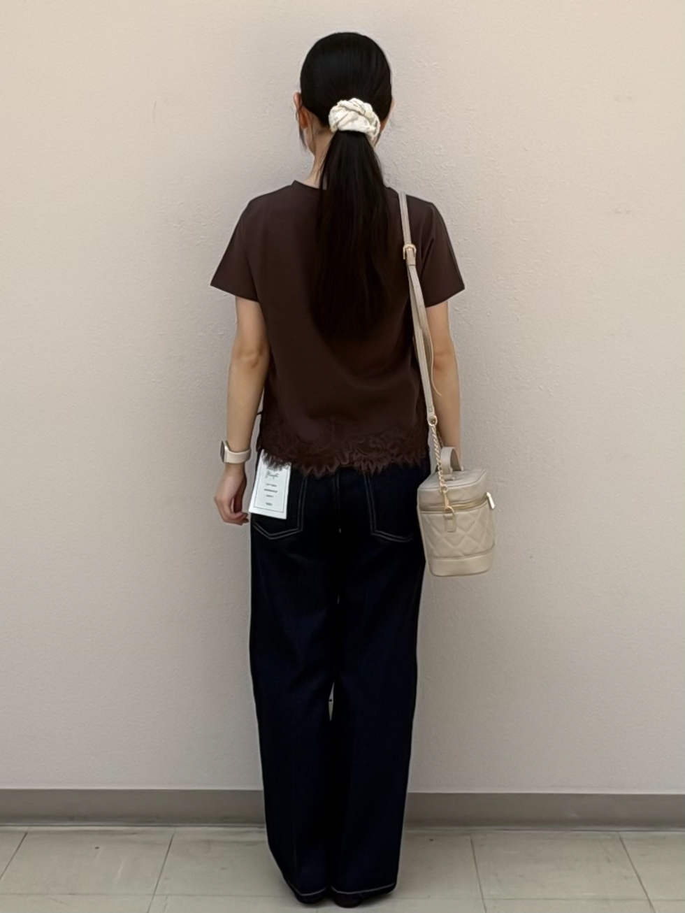 Izuさんの「index｜【接触冷感／UVケア】裾レースロゴTシャツ《洗濯機OK／S-3L》」を使ったコーディネート