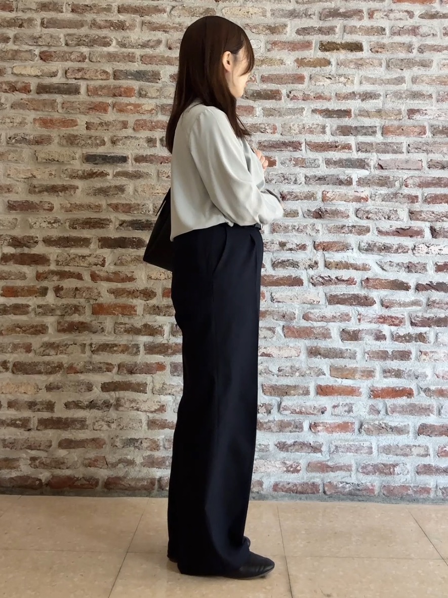 tokiさんの「THE SHOP TK｜ラッフルタイジョーゼットブラウス」を使ったコーディネート