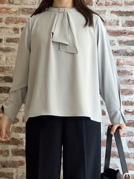 tokiさんの「THE SHOP TK｜ラッフルタイジョーゼットブラウス」を使ったコーディネート