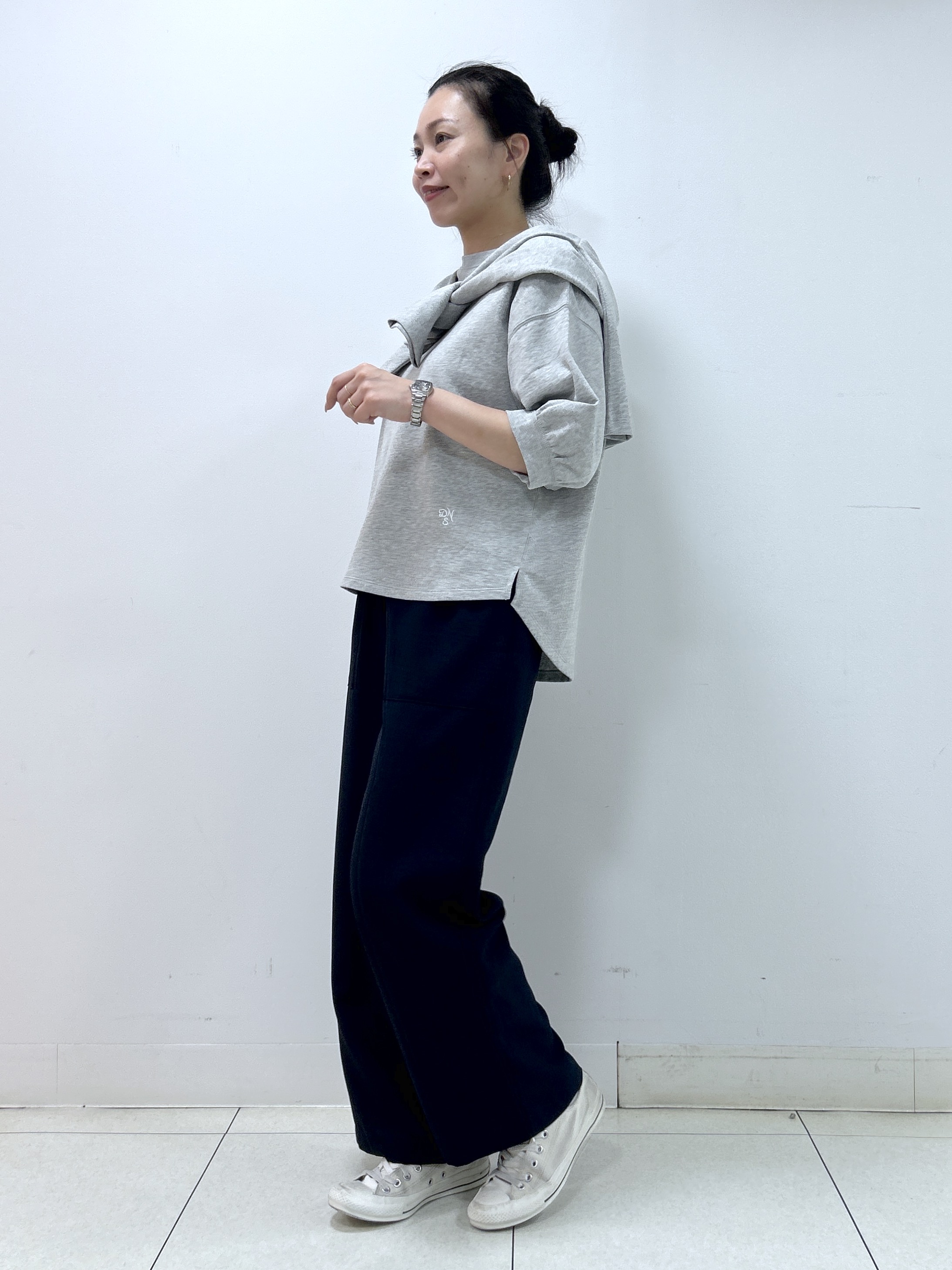 Kaiさんの「Dessin｜バックヘンリーカットソー5分袖」を使ったコーディネート