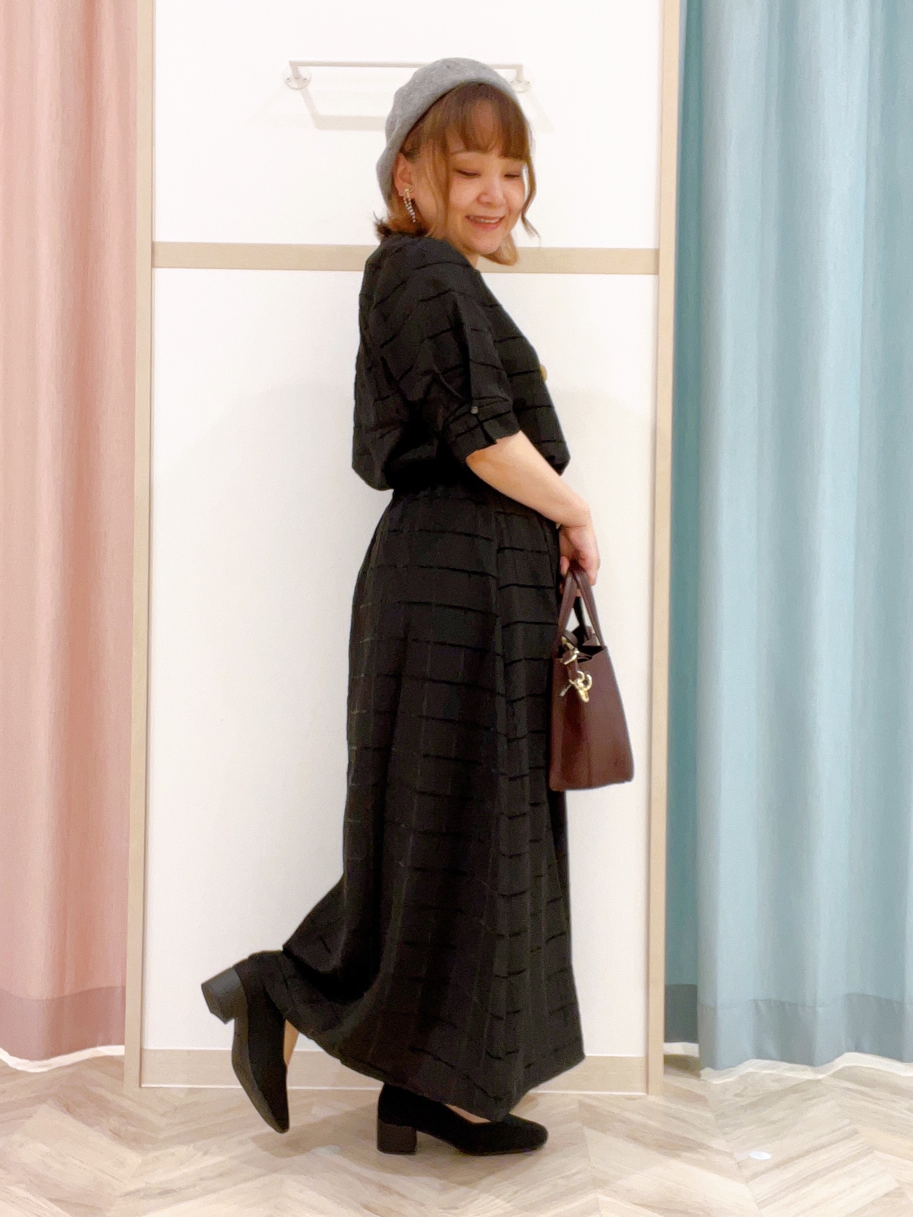 kitaさんの「SHOO･LA･RUE｜【セットアップ可/S-LL】夏でも感じられる秋気分 モールチェックタックスリーブ ブラウス」を使ったコーディネート