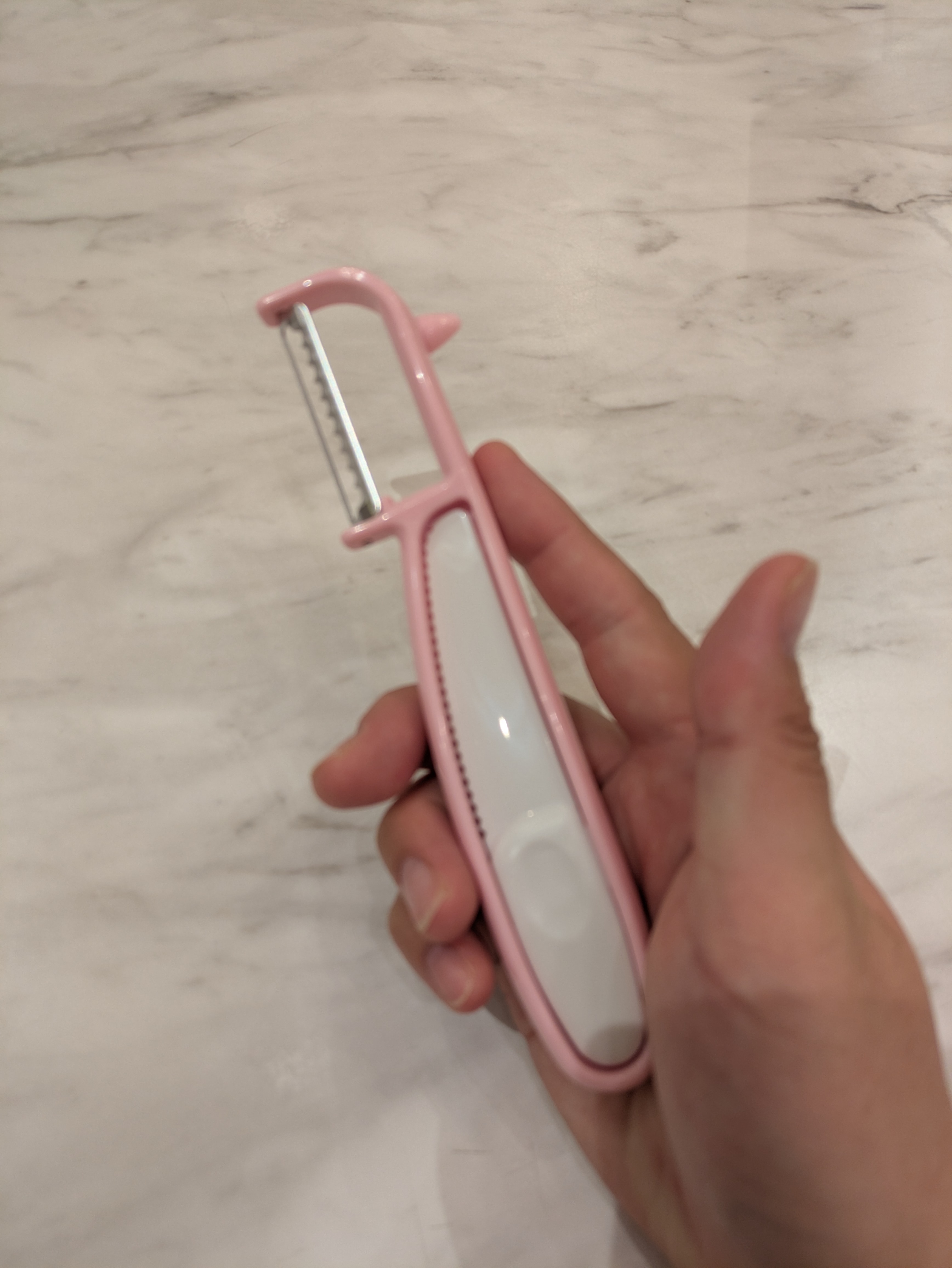 bikoさんの「212 KITCHEN STORE｜ももトマピーラー ＜フルベジ ＞」を使ったコーディネート