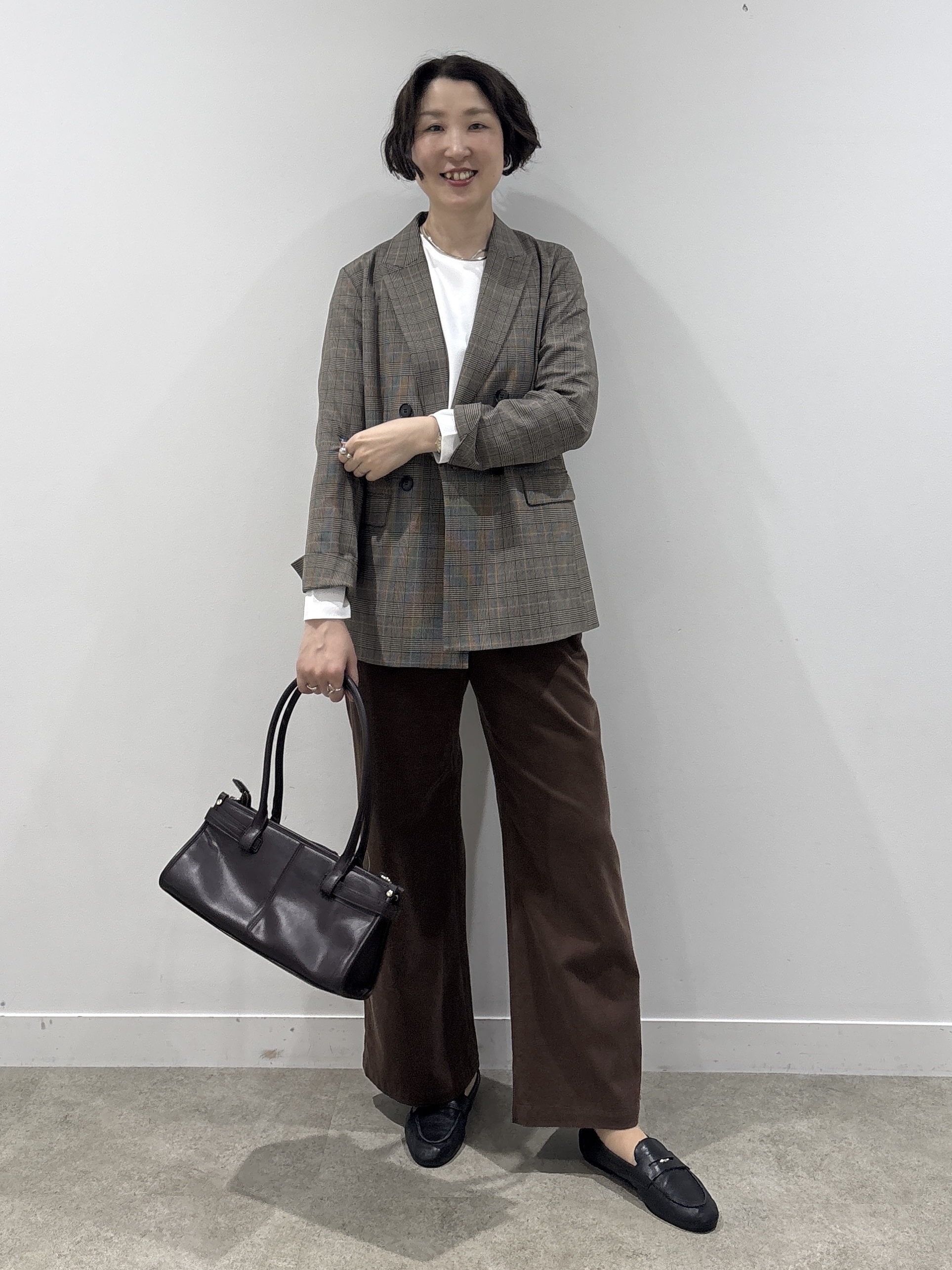 yuriさんの「INDIVI｜【洗濯機OK／ストレッチ◎】秋はじめのダブルジャケット」を使ったコーディネート