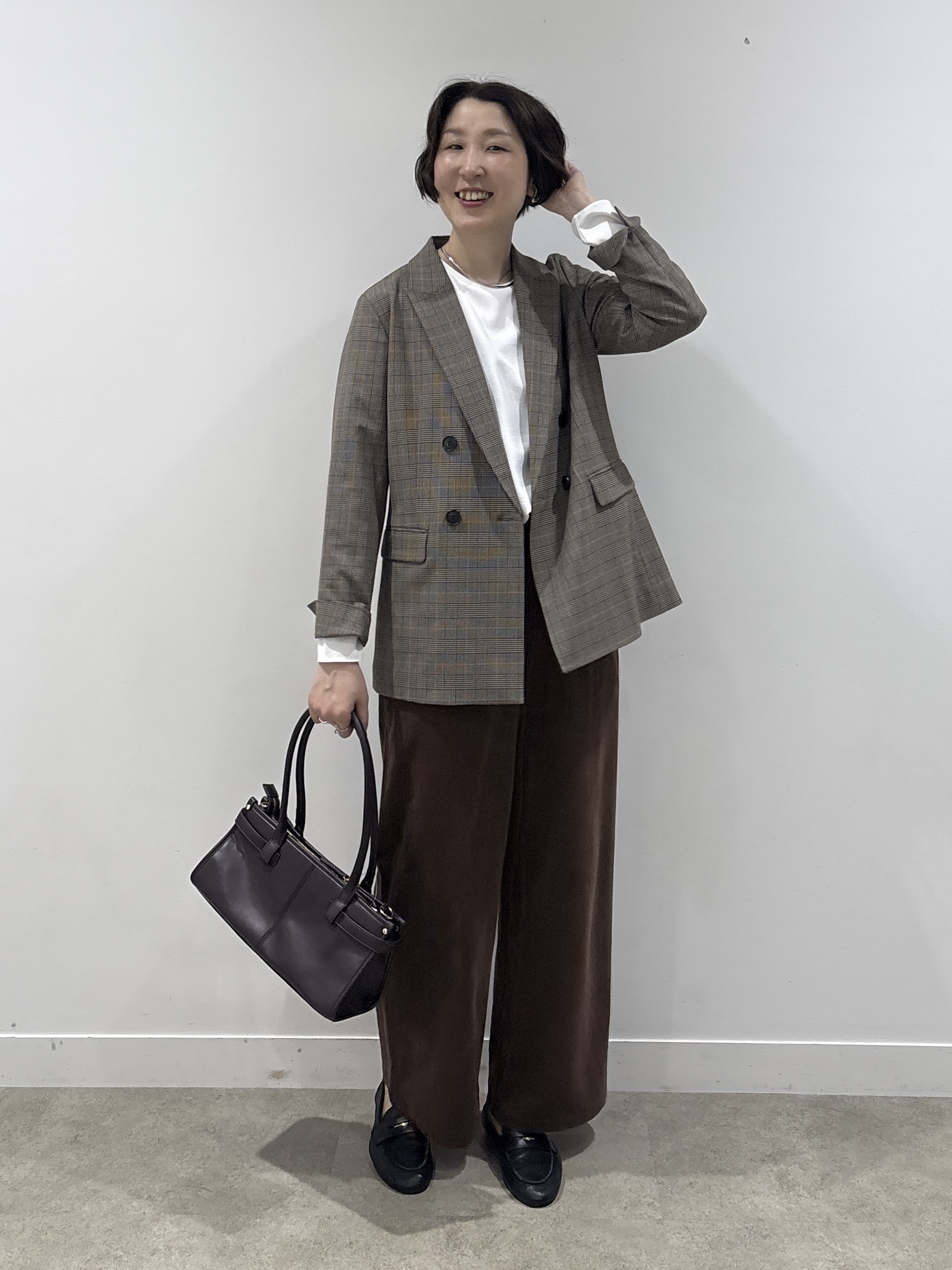 yuriさんの「INDIVI｜【洗濯機OK／ストレッチ◎】秋はじめのダブルジャケット」を使ったコーディネート