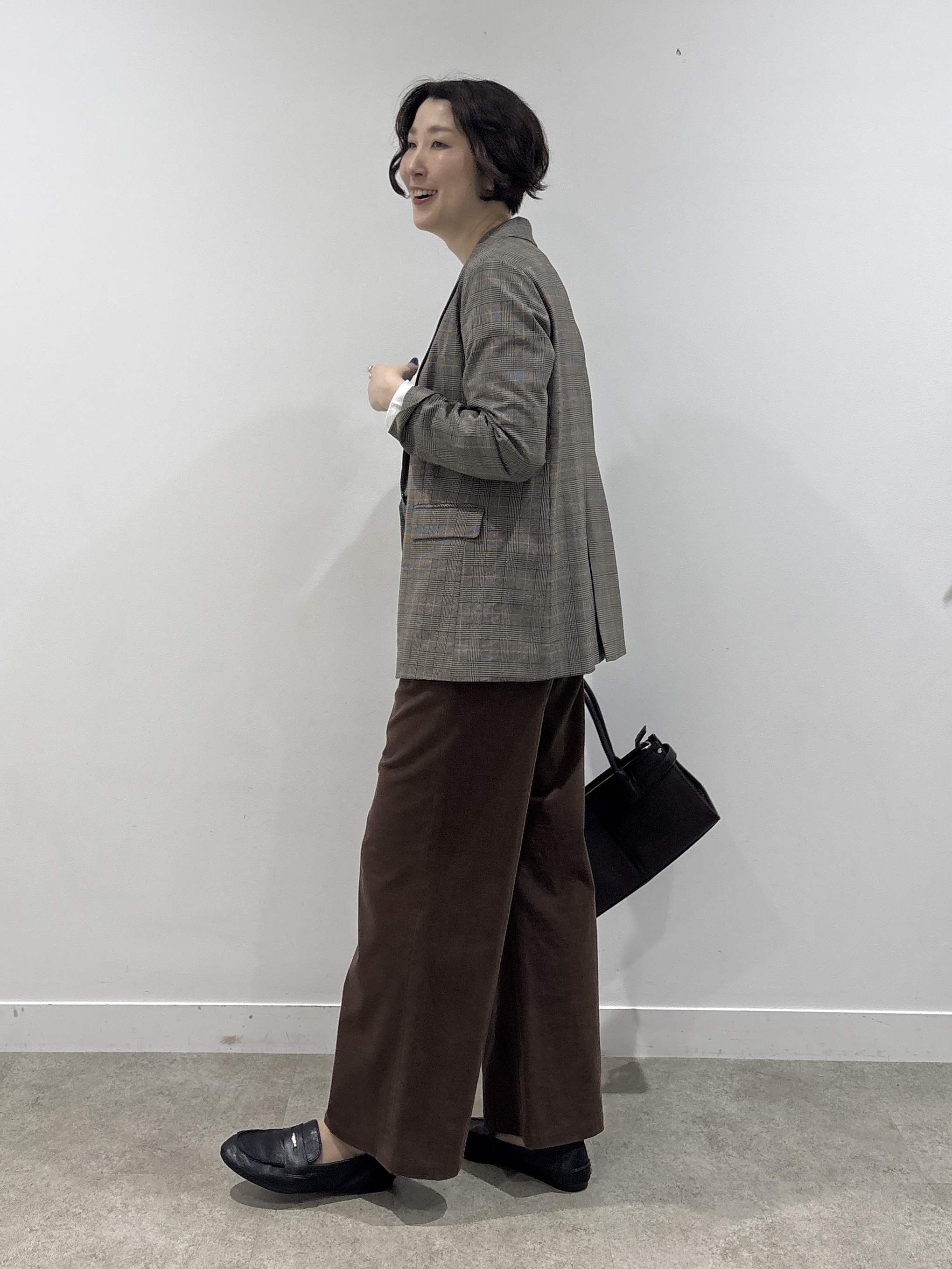 yuriさんの「INDIVI｜【洗濯機OK／ストレッチ◎】秋はじめのダブルジャケット」を使ったコーディネート