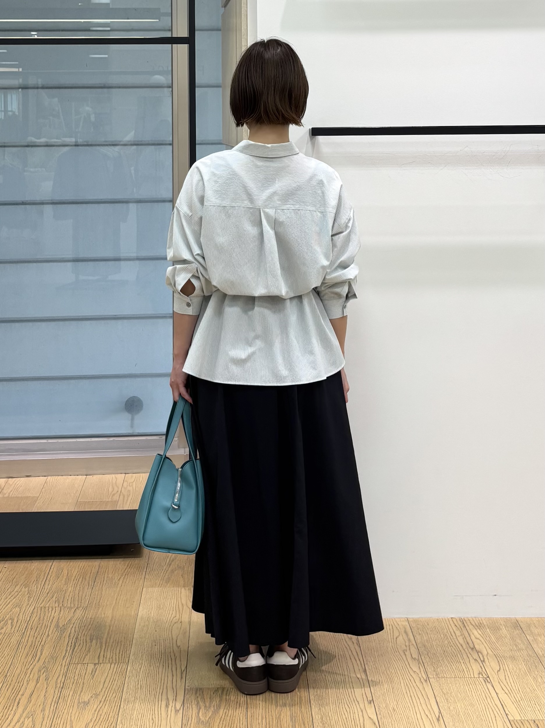 asamiさんの「INDIVI｜【UVケア／接触冷感／ベルト付】サッカー素材シャツ」を使ったコーディネート