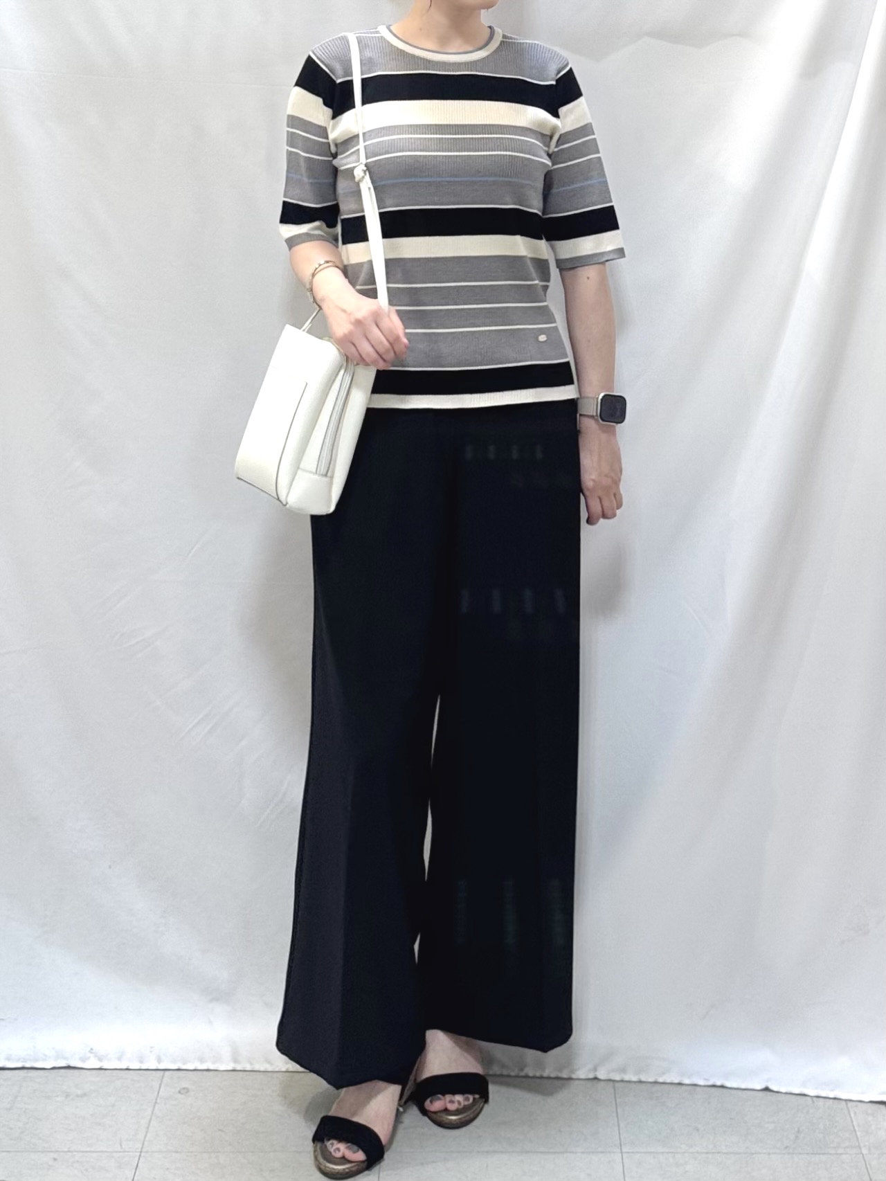 𝐇𝐢𝐫𝐨𝐦𝐢さんの「SHOO･LA･RUE｜【S-LL】オンオフ着られる マルチボーダーリブニット」を使ったコーディネート