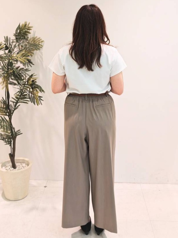 Miさんの「COUP DE CHANCE｜【手洗い可／日本製】半袖ロゴTシャツ」を使ったコーディネート