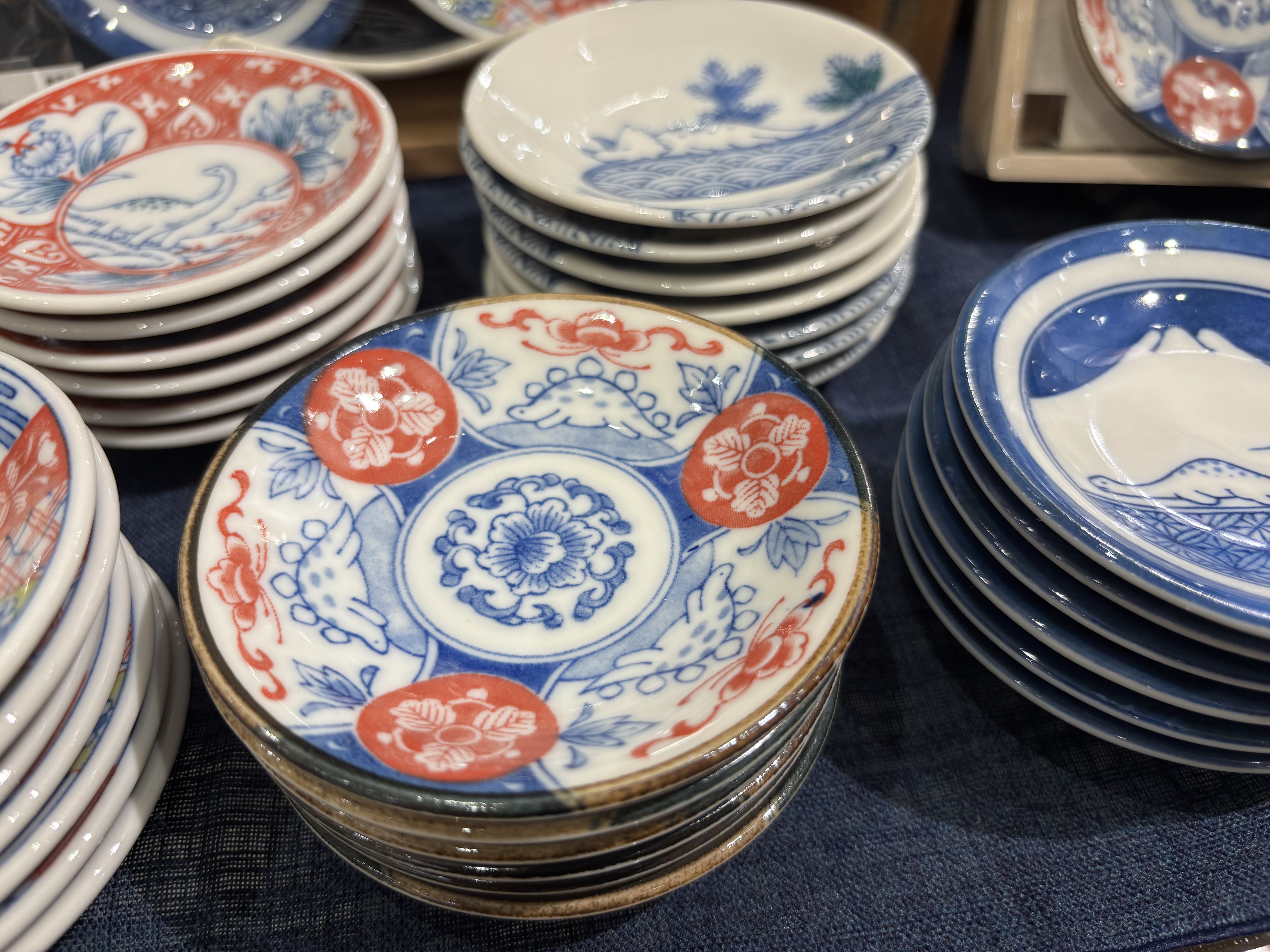 knさんの「212 KITCHEN STORE｜江戸っ子恐竜 旭竜 まめ皿」を使ったコーディネート