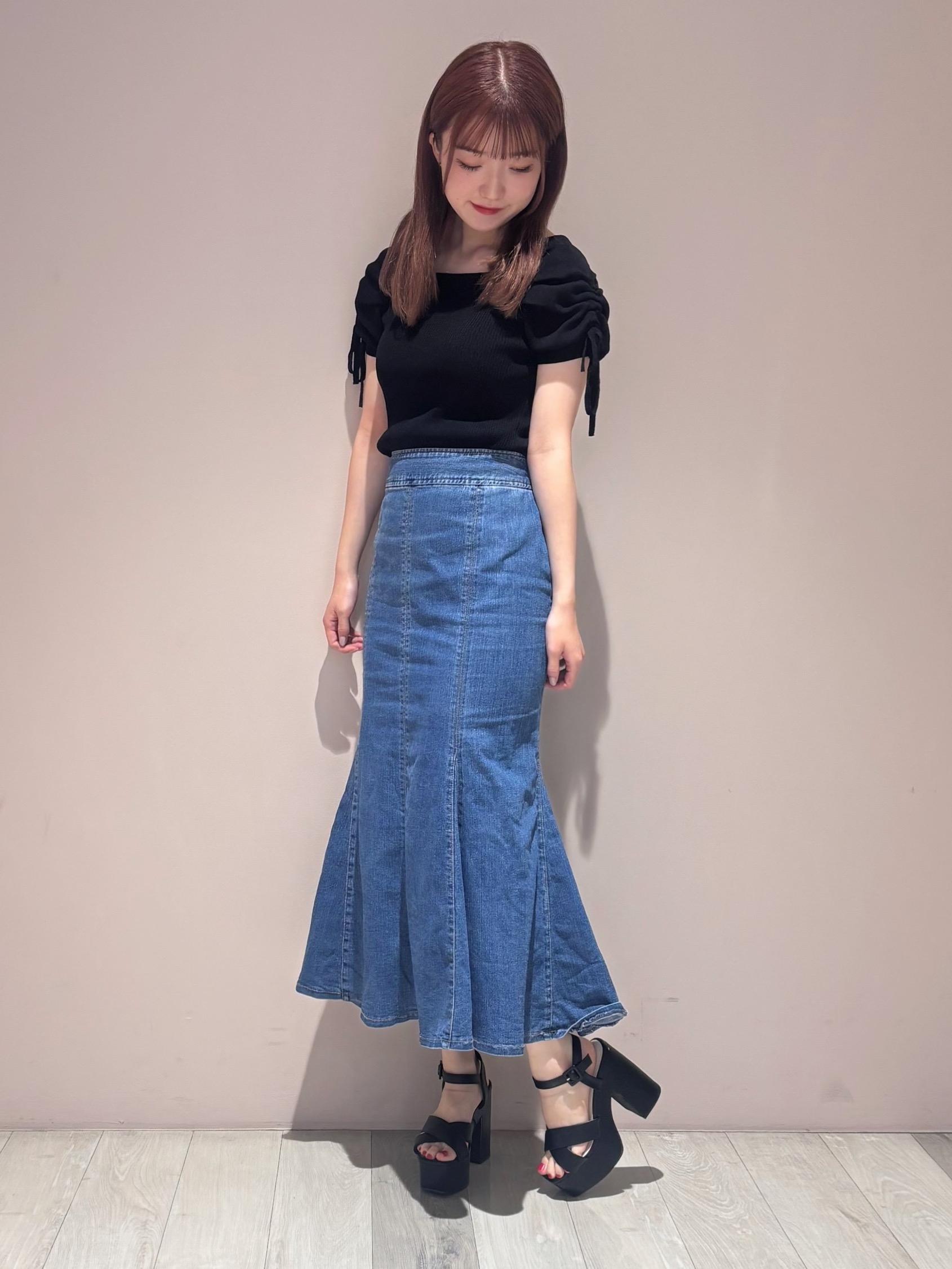金田 千咲さんの「ESPERANZA｜ラク盛り厚底サンダルⅢ」を使ったコーディネート