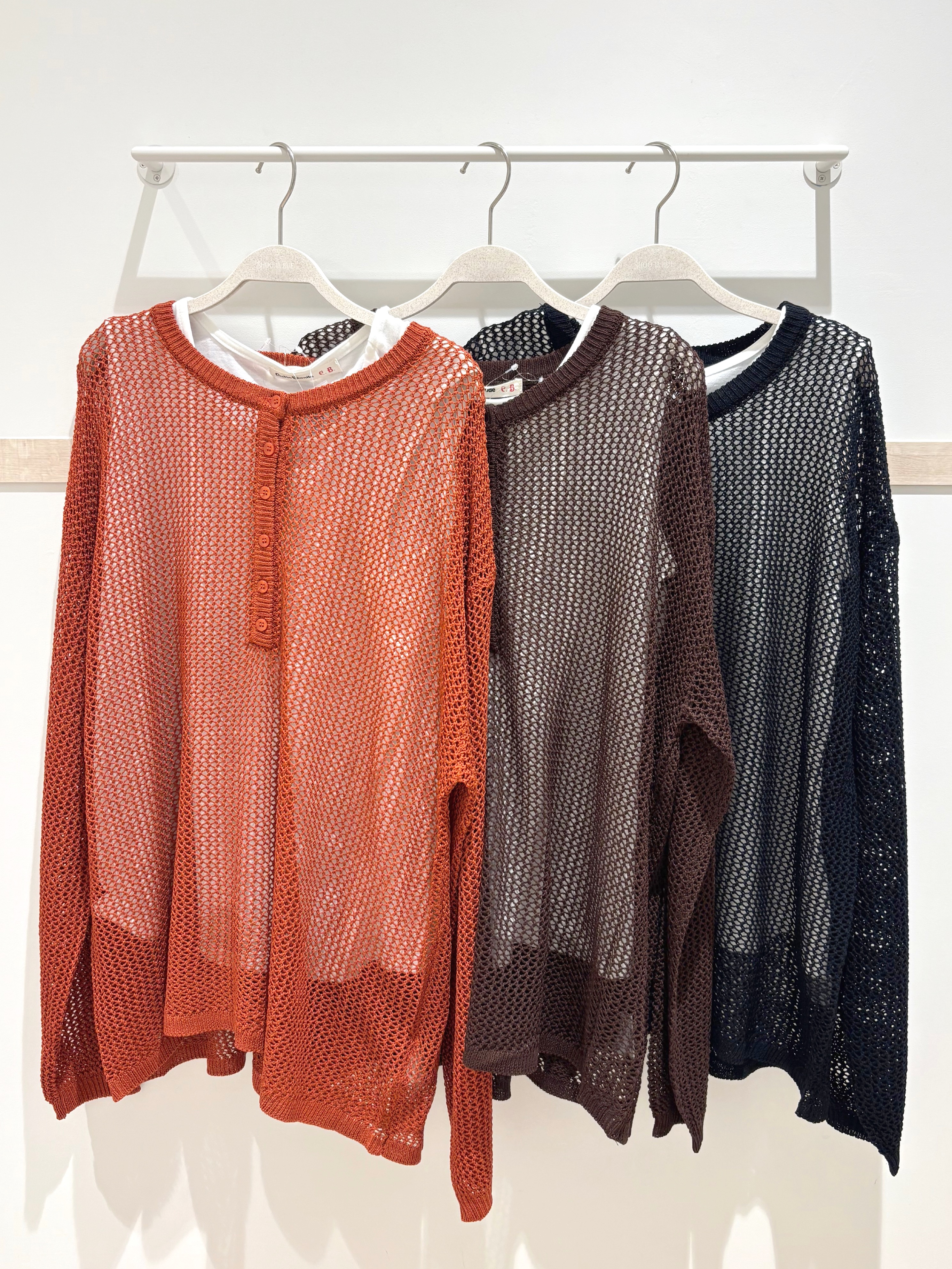 donpiさんの「SHOO･LA･RUE｜【2点セット/洗濯機可/S-LL】ヘンリーネックメッシュニット+タンクトップセット」を使ったコーディネート