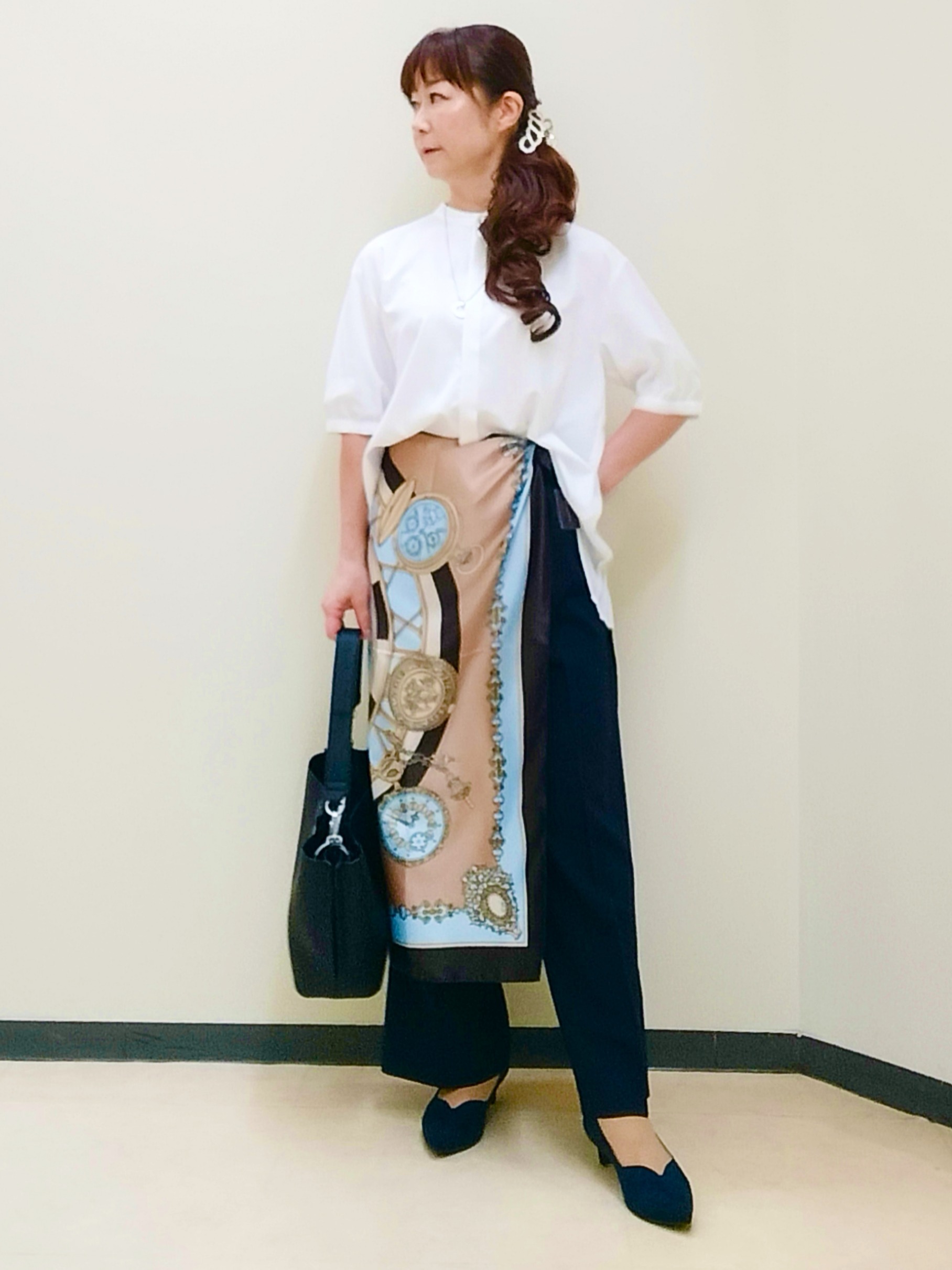 花さんの「Reflect｜【手洗い可】異素材ドッキングブラウス」を使ったコーディネート