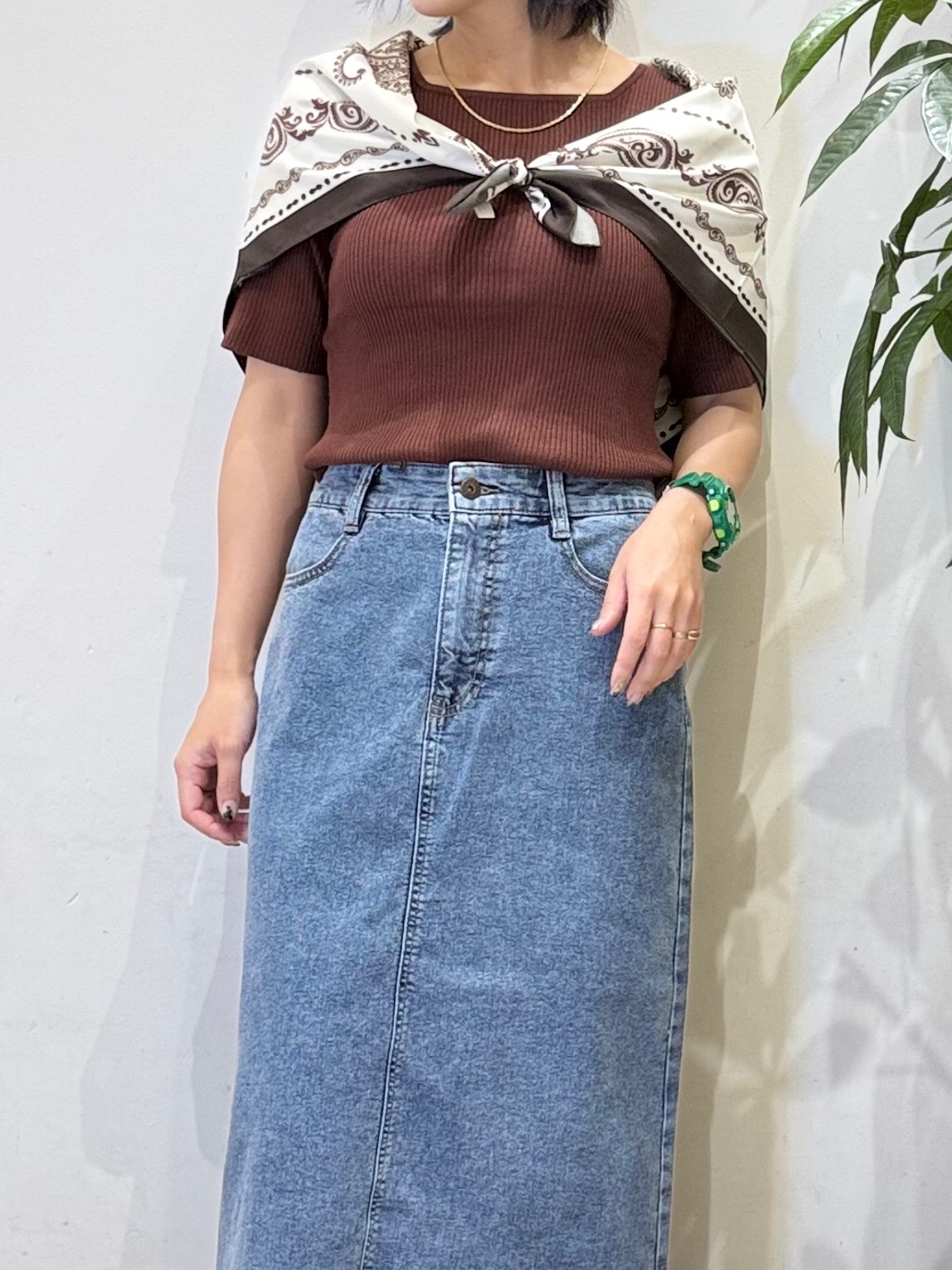 misakiさんの「SHOO･LA･RUE｜【毛玉になりにくい/洗濯機可/S-LL】大人上品な 5分袖スクエアトップス」を使ったコーディネート