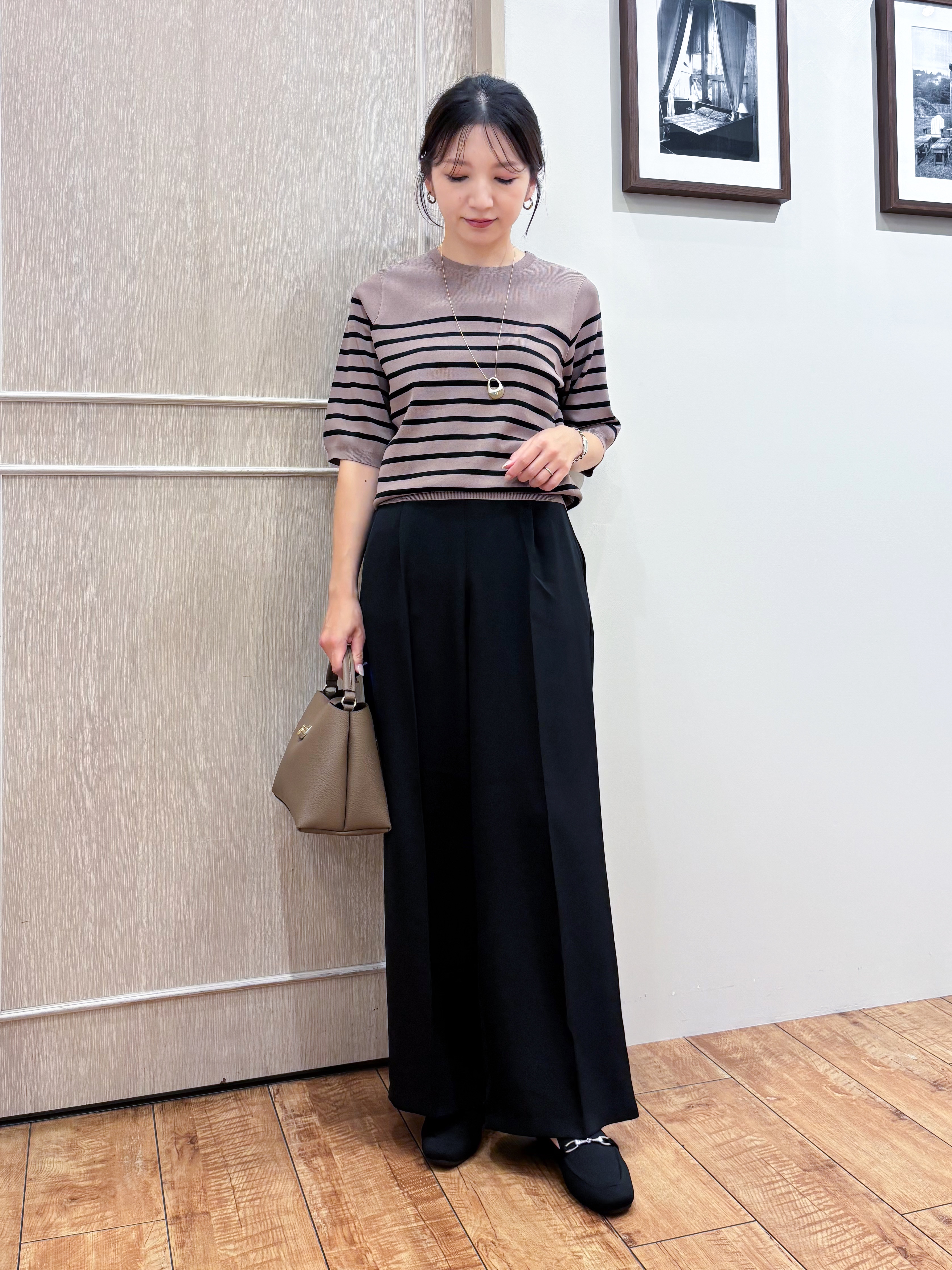 なみさんの「SHOO･LA･RUE｜【ガンガン洗える/ひんやり/UV/毛玉になりにくい】二の腕見せない 5分袖ニット」を使ったコーディネート