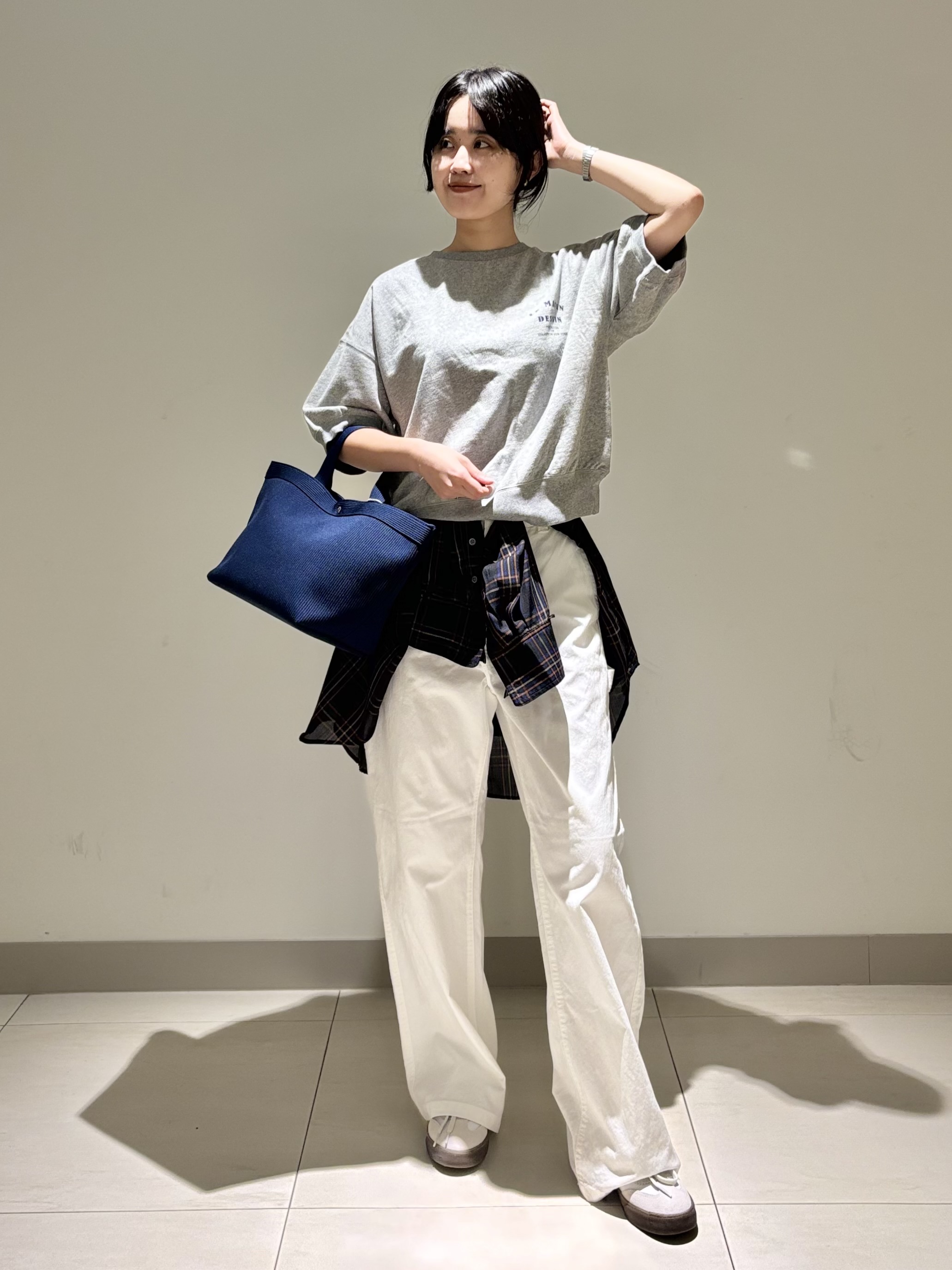 mayuさんの「Dessin｜ハーフスリーブロゴプルオーバー」を使ったコーディネート