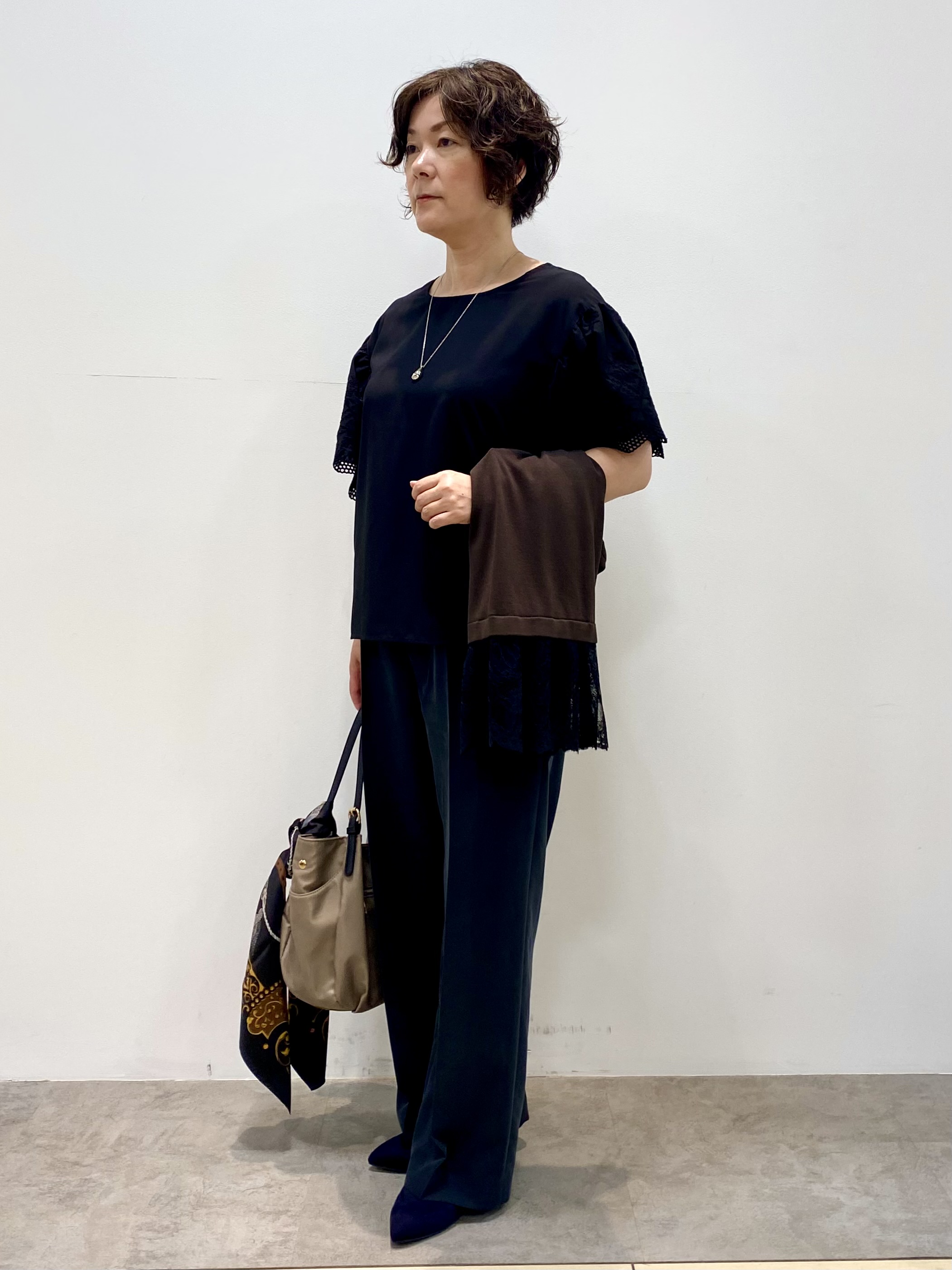 oharaさんの「Reflect｜【通勤◎】スカラップレーススリーブ ブラウス」を使ったコーディネート
