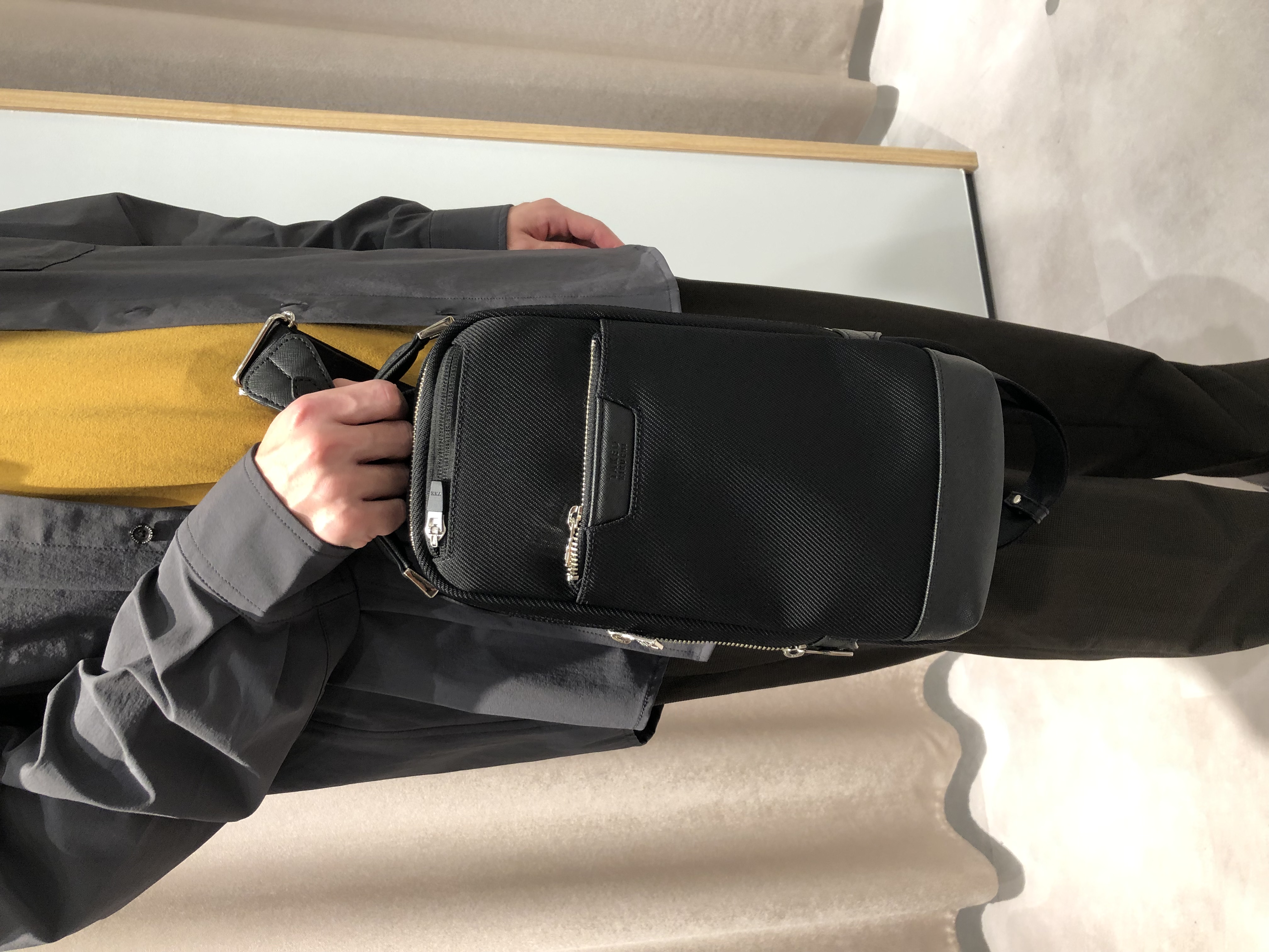 平塚郁博さんの「TAKEO KIKUCHI｜3Dナイロンスタンドカラーブルゾン」を使ったコーディネート