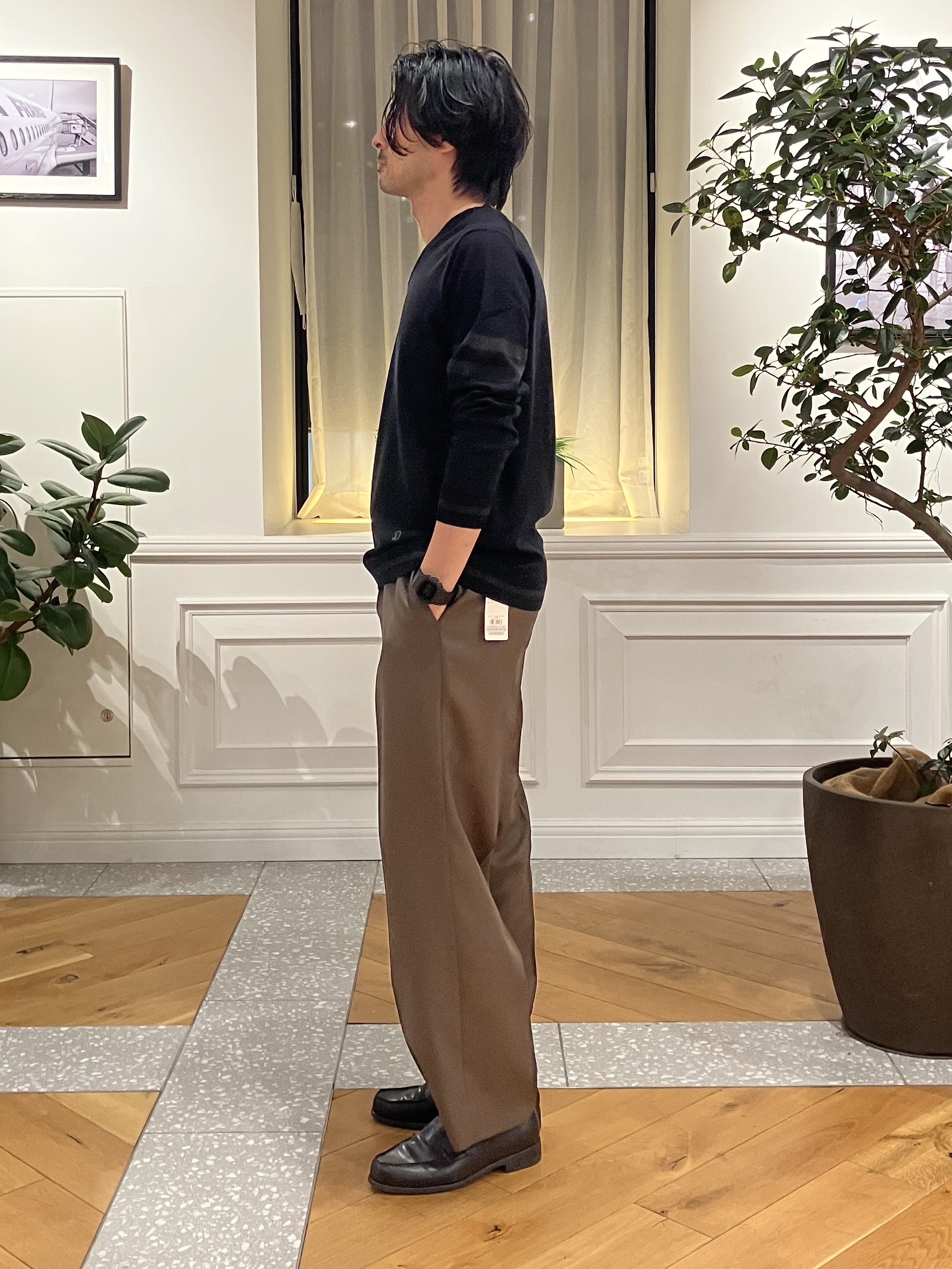 junyaさんの「DRESSTERIOR｜【ウォッシャブル】ファインメリノVネックニット」を使ったコーディネート