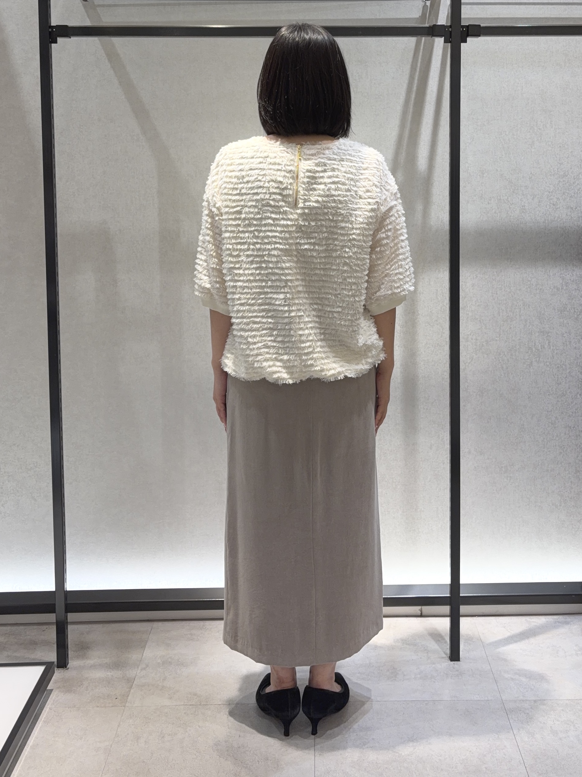 わたなべさんの「UNTITLED｜【秋映え/体型カバー】フェザージャガードプルオーバー」を使ったコーディネート