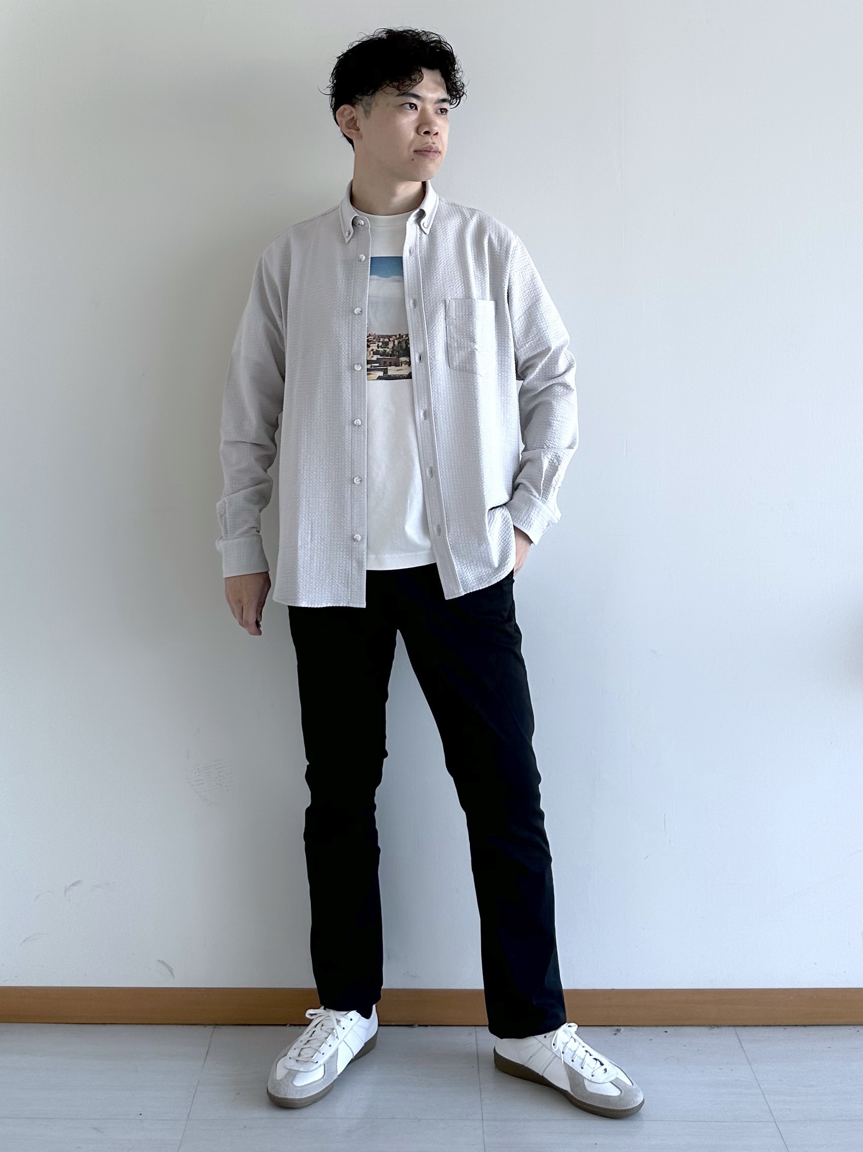 イッシーさんの「TAKEO KIKUCHI｜【抗菌防臭/シーズンレス】シアサッカー ジャージシャツ」を使ったコーディネート