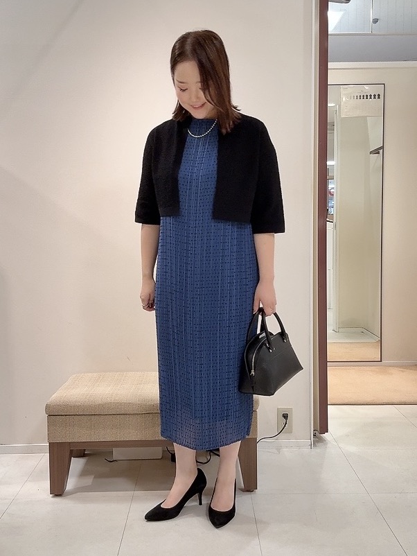 YUIさんの「UNTITLED｜【ストレッチ性/洗える】短丈ニットカーディガン」を使ったコーディネート