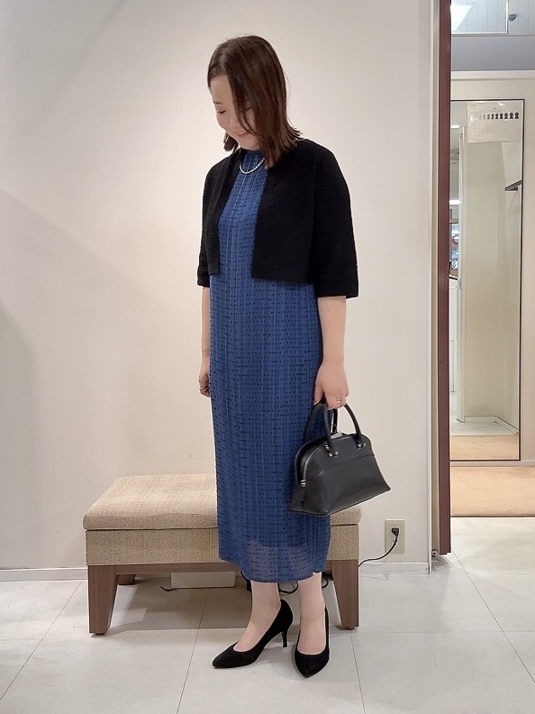 YUIさんの「UNTITLED｜【ストレッチ性/洗える】短丈ニットカーディガン」を使ったコーディネート