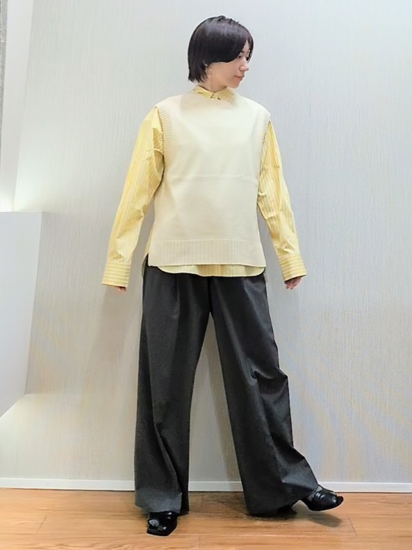ミズタさんの「UNTITLED｜【多色展開】カラーベーシックシャツ」を使ったコーディネート