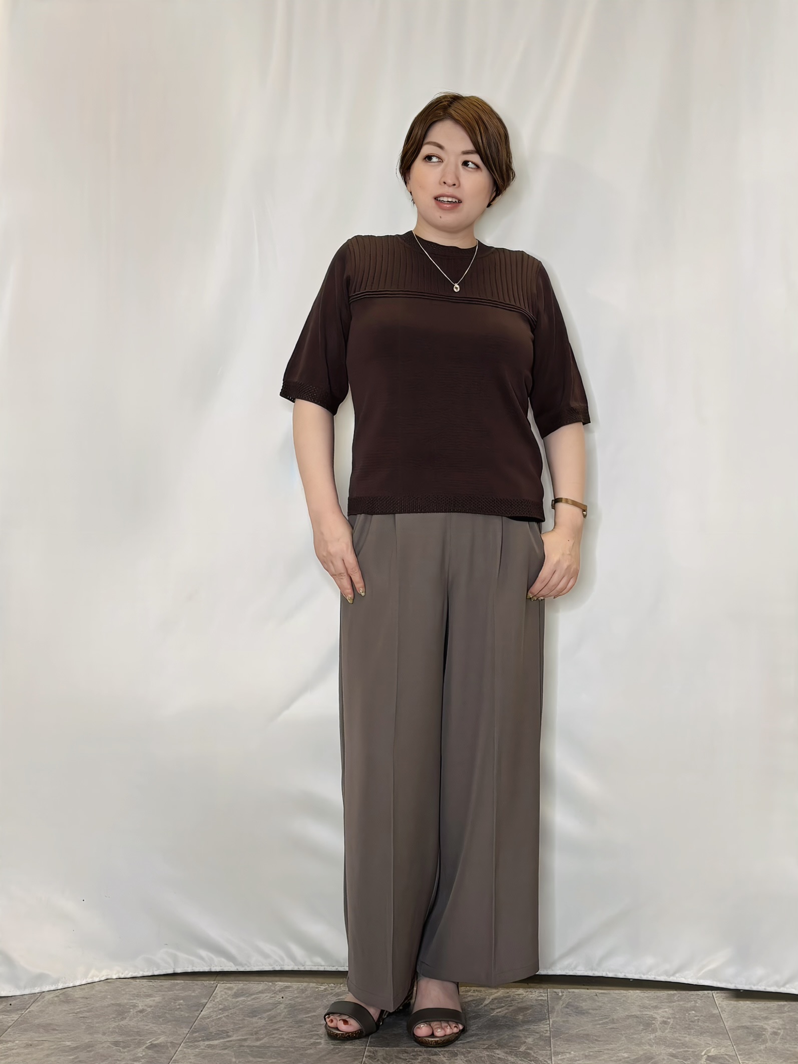 たみさんの「SHOO･LA･RUE｜【S-LL/二の腕カバー】品よく決まる 5分袖デザインニット」を使ったコーディネート