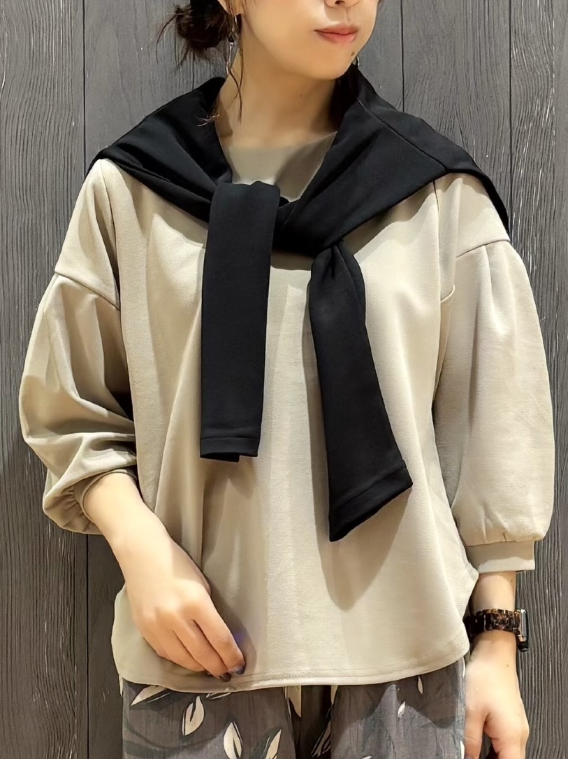 meiさんの「SHOO･LA･RUE｜【UV/S-LL/洗濯機可】多ボタンがポイント クルーネックカーディガン」を使ったコーディネート