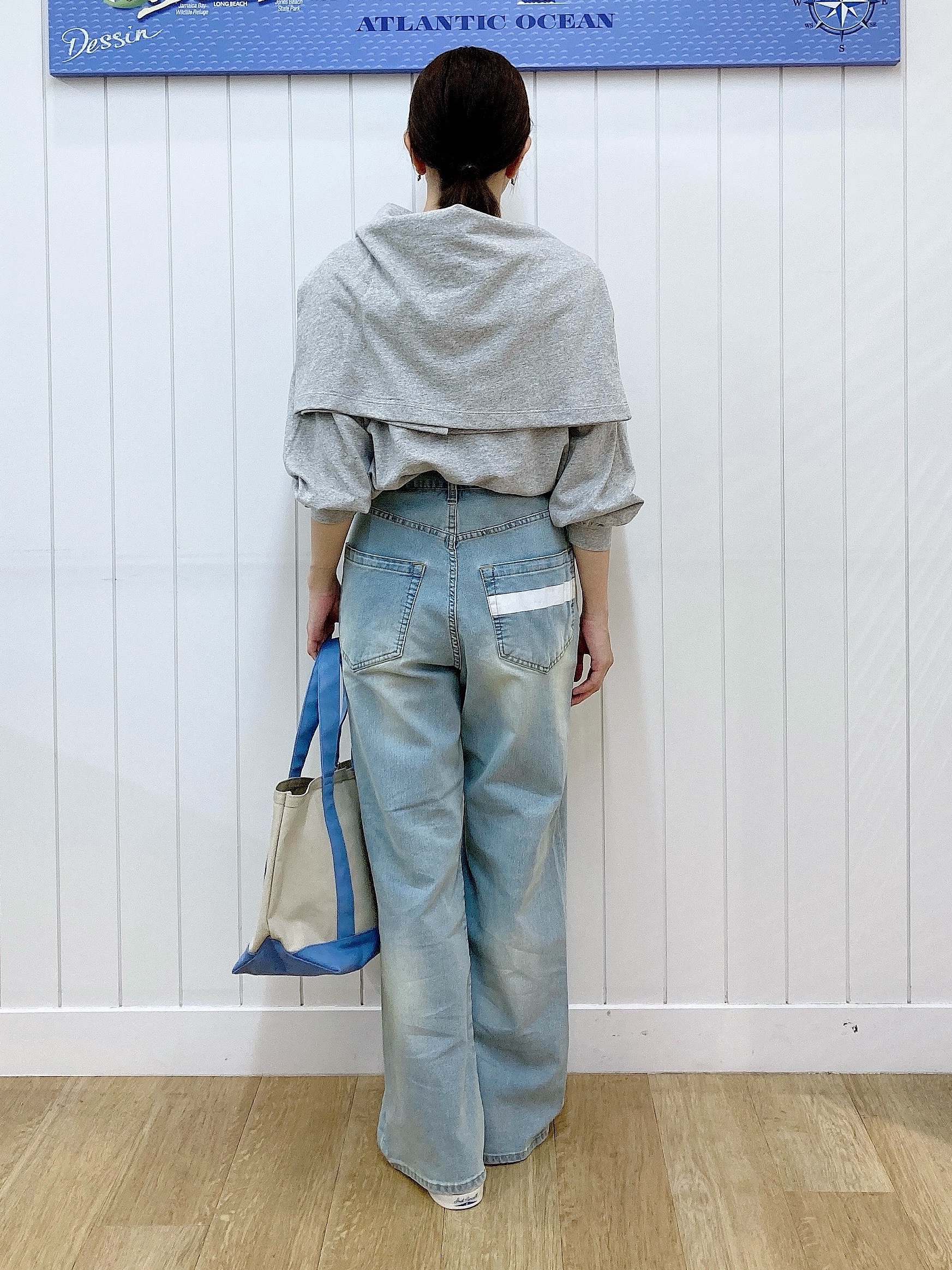 yoshiさんの「Dessin｜バックヘンリーカットソー長袖」を使ったコーディネート