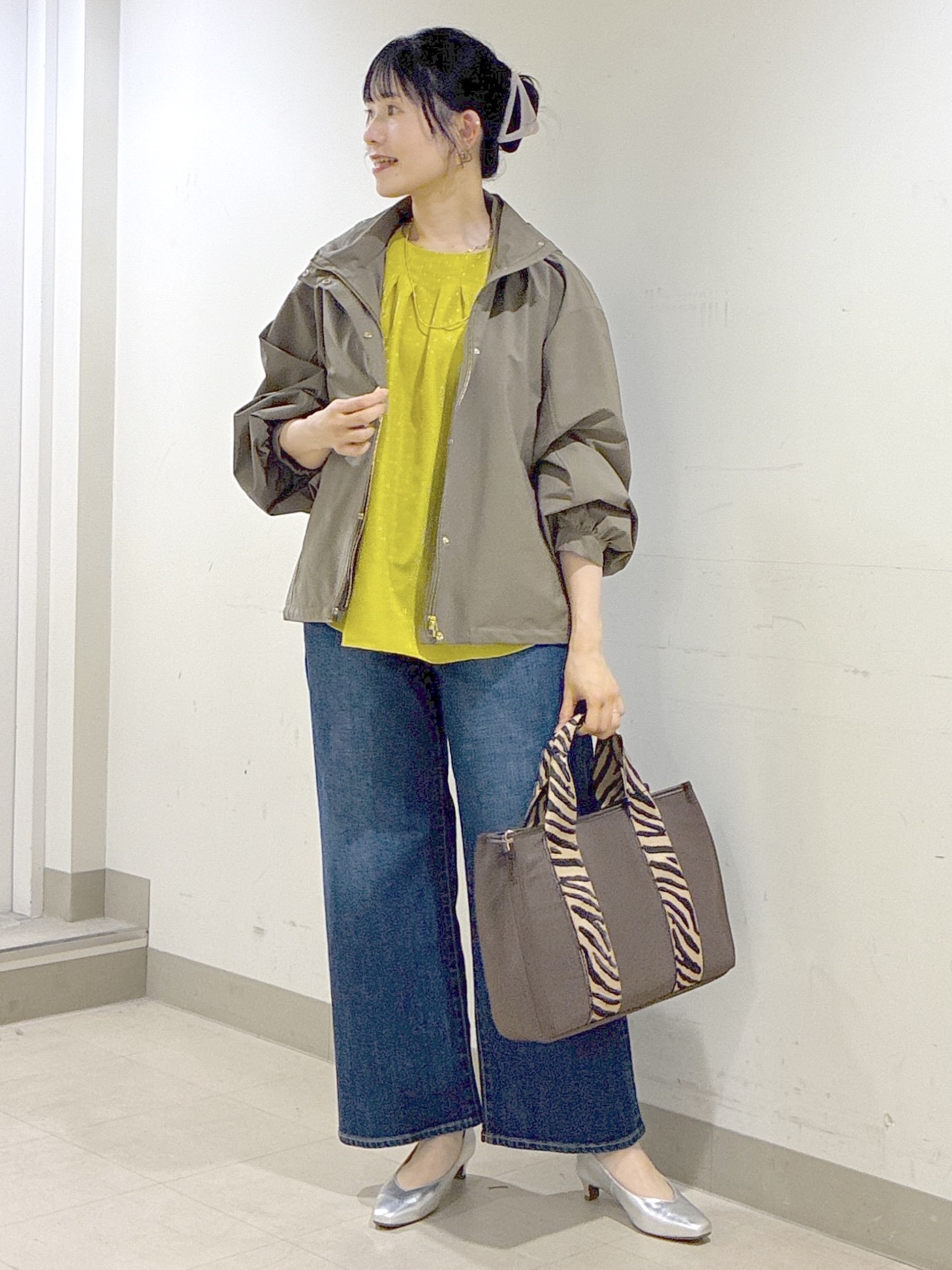  beni_gingerさんの「Reflect｜タックデザイン ラグランスリーブブラウス」を使ったコーディネート