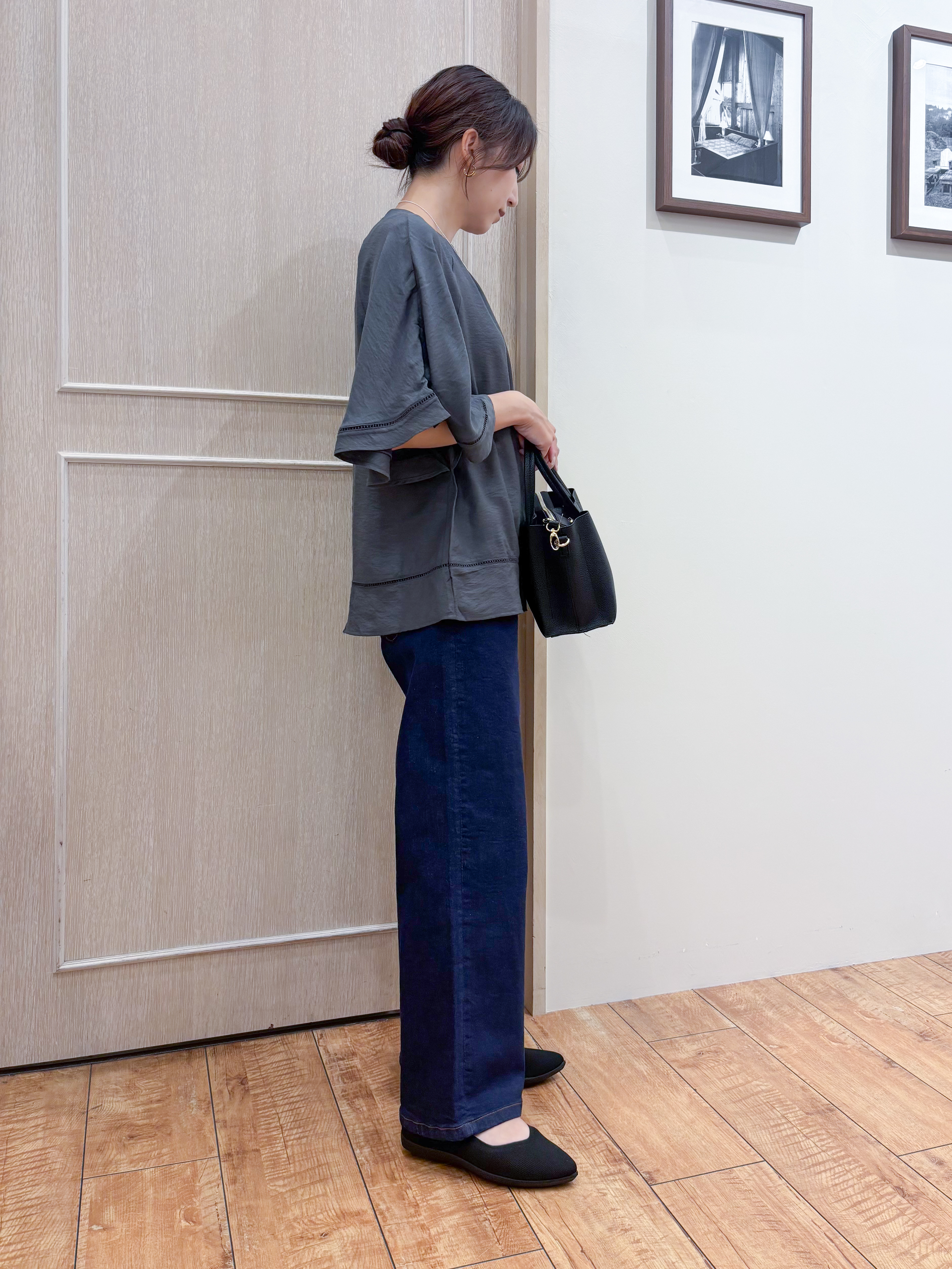 なみさんの「SHOO･LA･RUE｜【ひんやり/S-LL/体型カバー】はしごレースが涼し気な スラブポンチョ風ブラウス」を使ったコーディネート