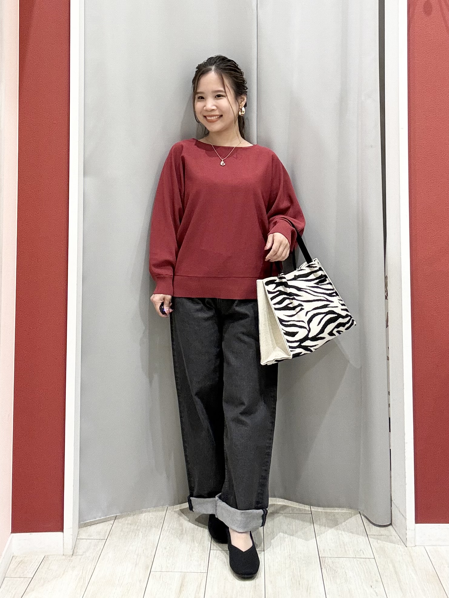 shioさんの「SHOO･LA･RUE｜【洗濯機可】軽やかでさらっとしたタッチ すっきり見えドルマンニット」を使ったコーディネート