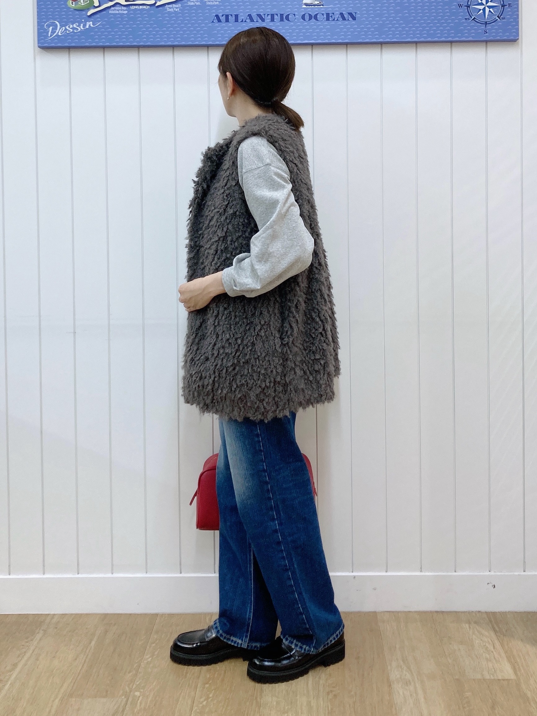 yoshiさんの「Dessin｜フェイクファージレ」を使ったコーディネート